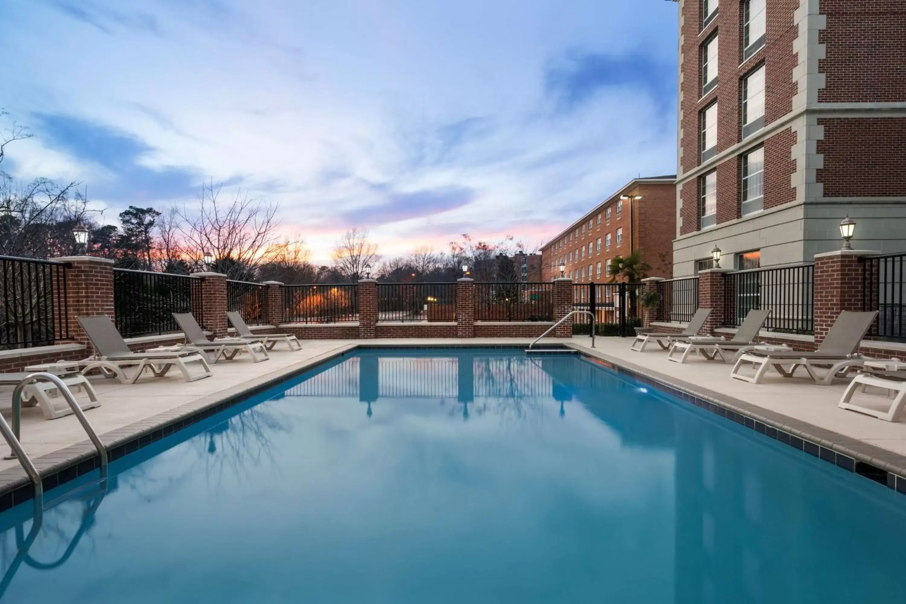 Pool view, Swimming Pool in Hampton Inn & Suites Williamsburg-Central