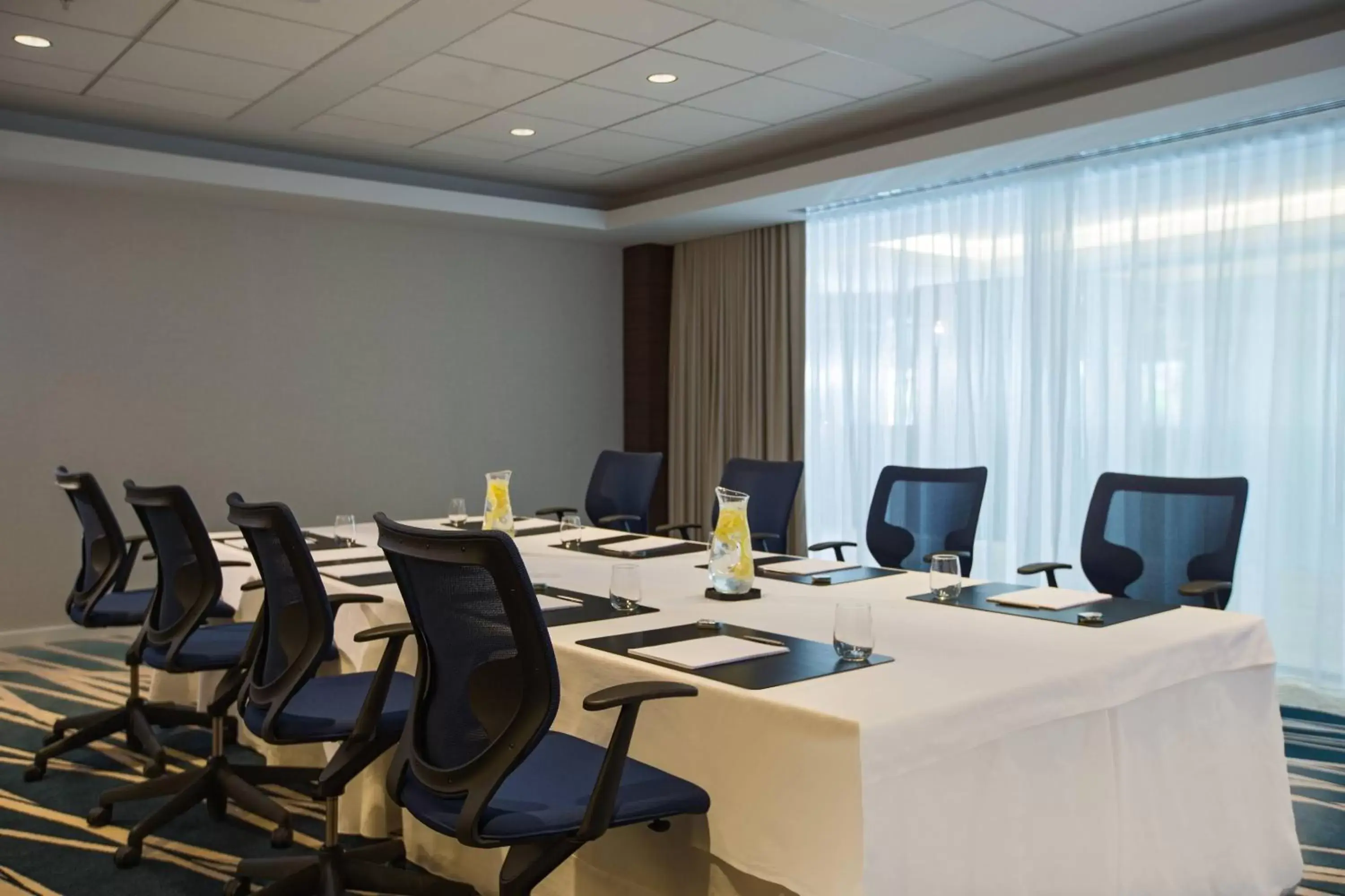 Meeting/conference room in Newport Marriott Hotel & Spa