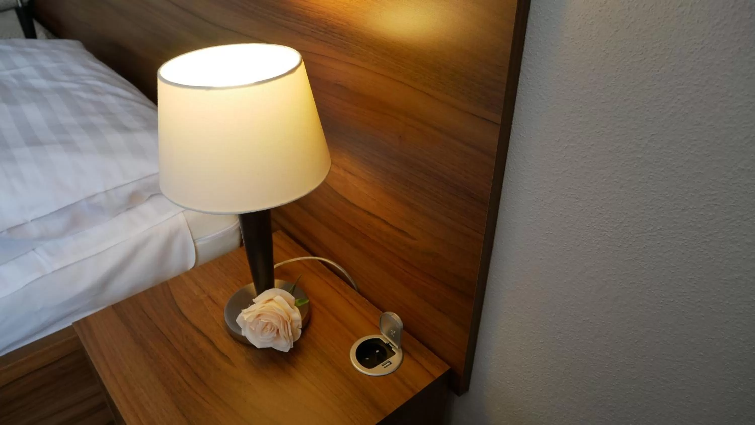 Bedroom, Bed in Hotel Saffron