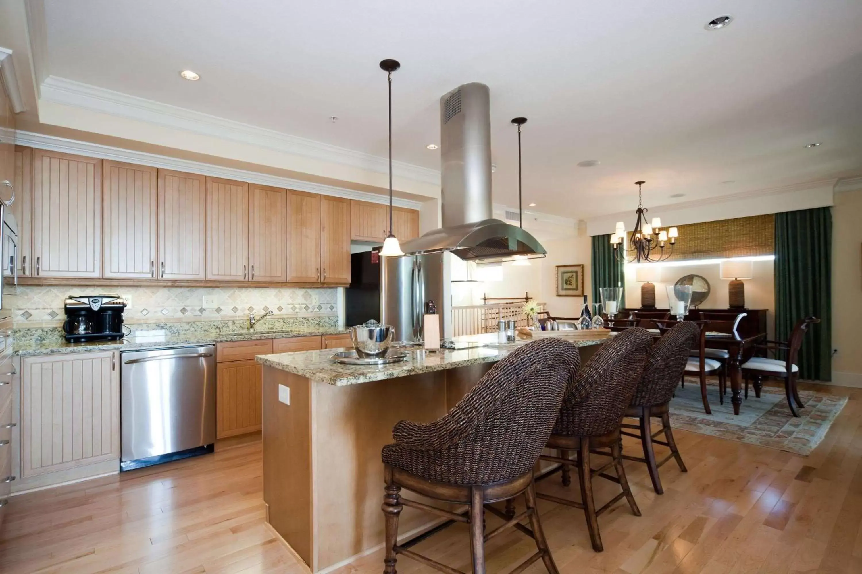 Photo of the whole room, Kitchen/Kitchenette in Wild Dunes Resort - Sweetgrass Inn and Boardwalk Inn