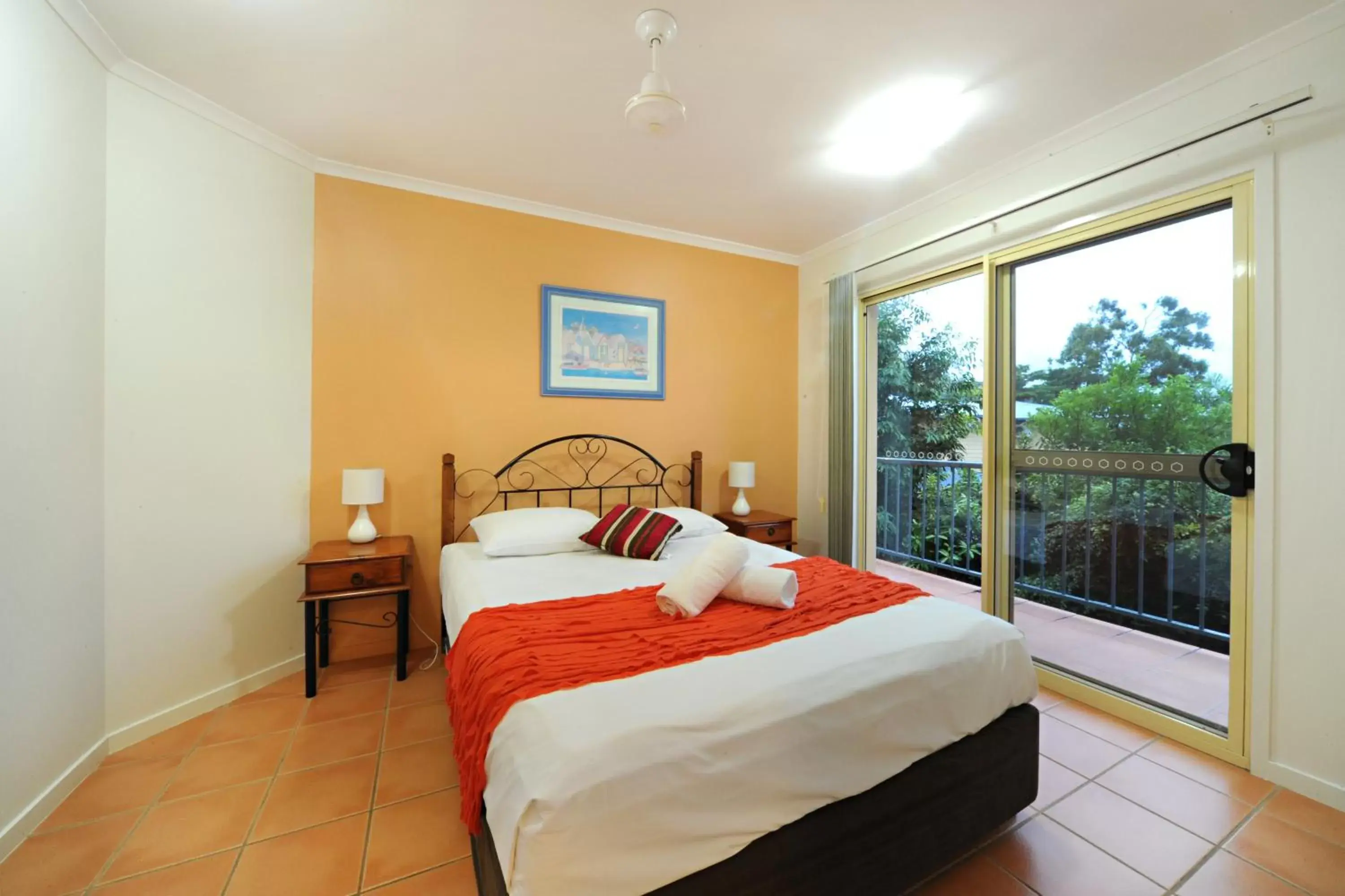 Bedroom, Bed in at Beach Court Holiday Villas