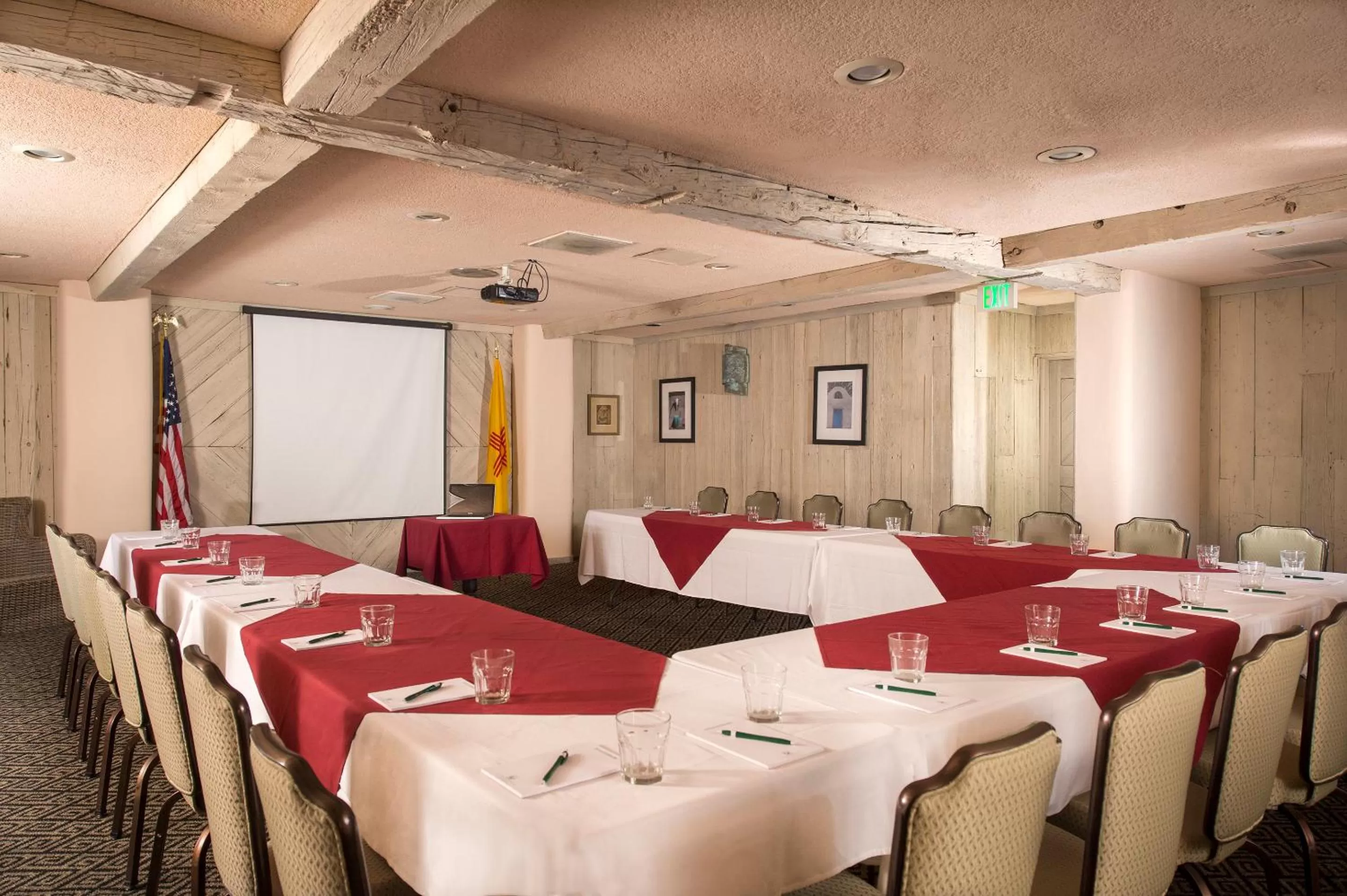 Banquet/Function facilities in Inn of the Governors