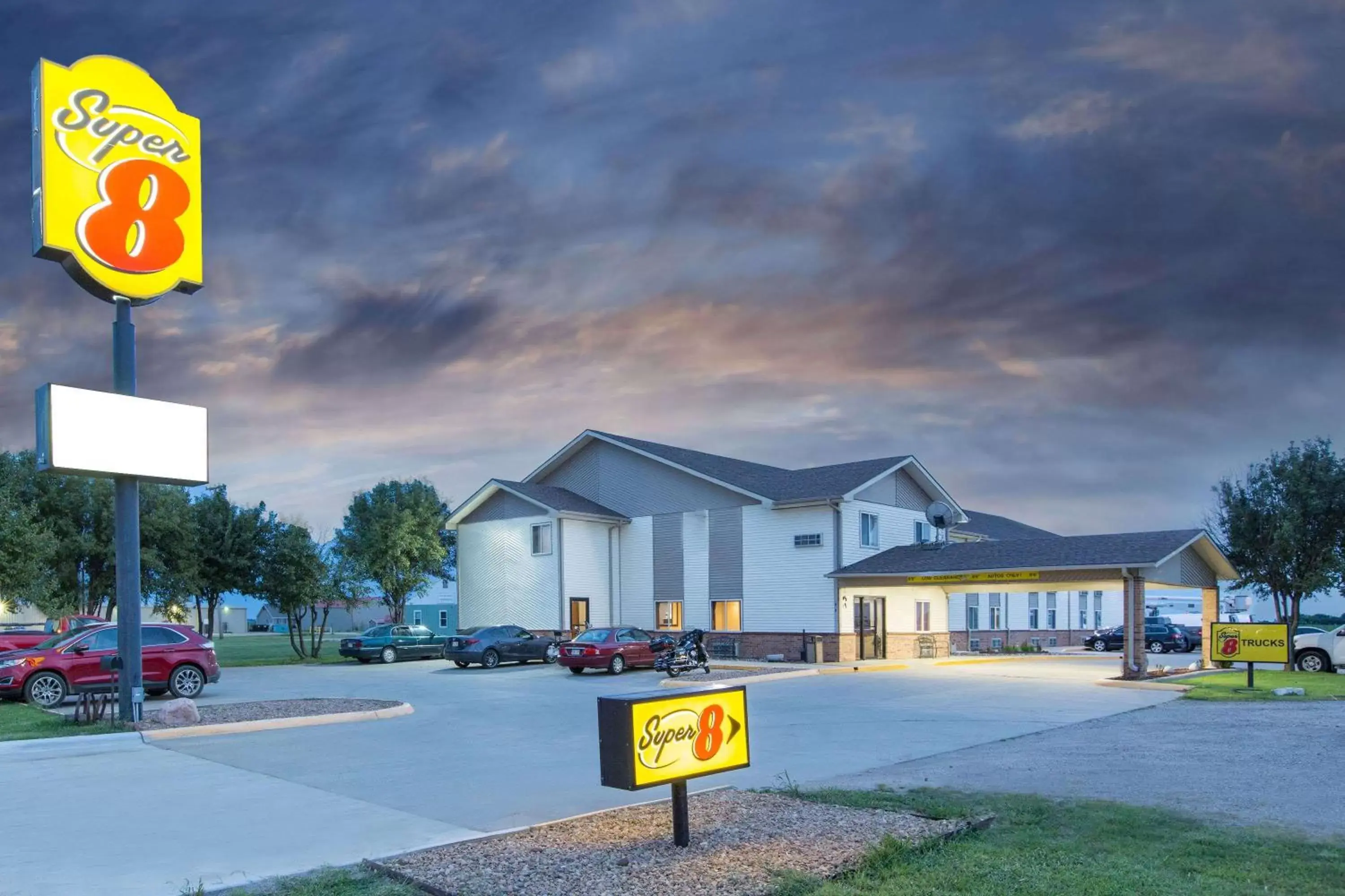 Super 8 by Wyndham Belleville Super 8 by Wyndham Belleville