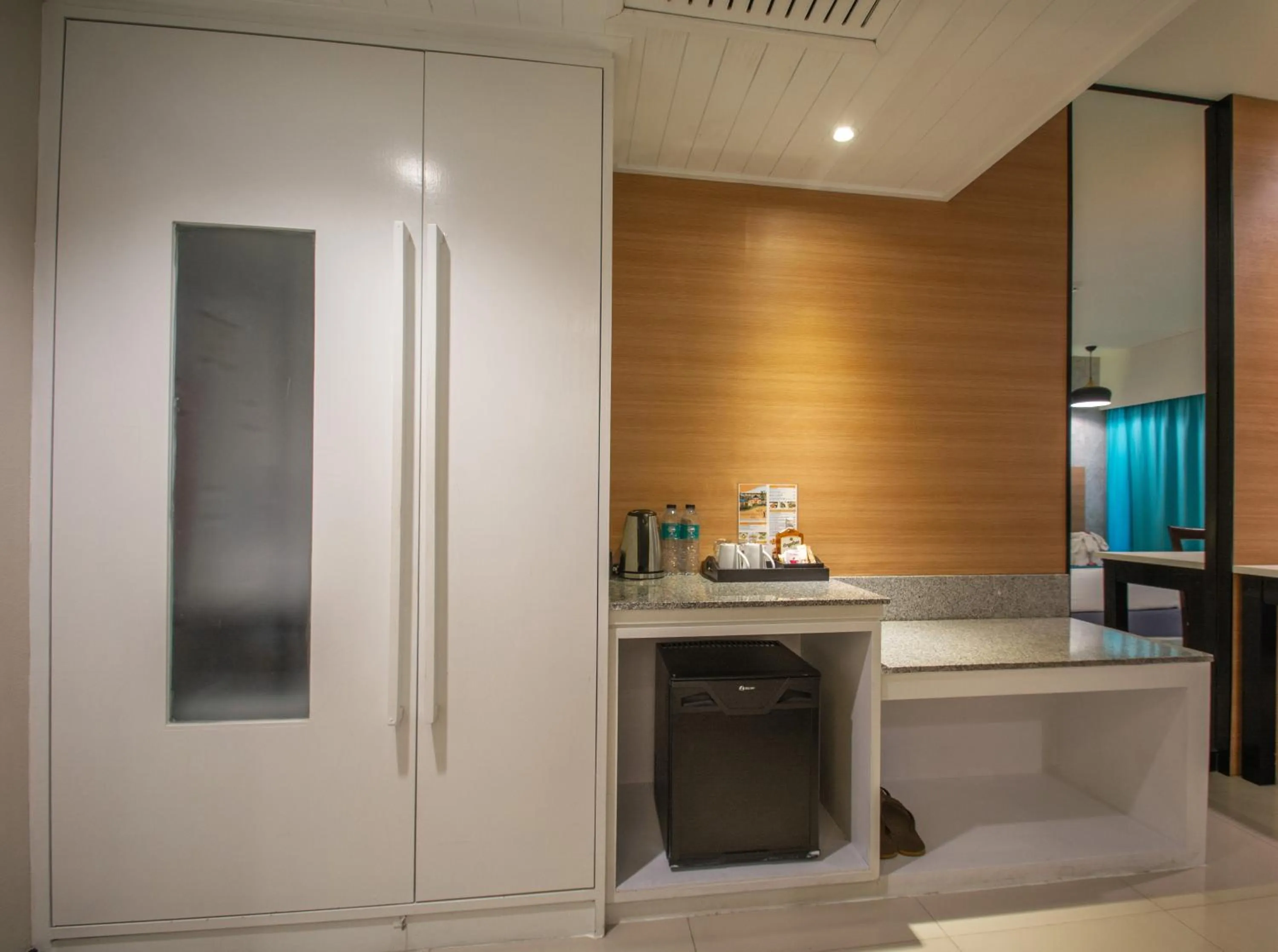 Coffee/tea facilities in Peach Hill Resort - SHA Extra Plus