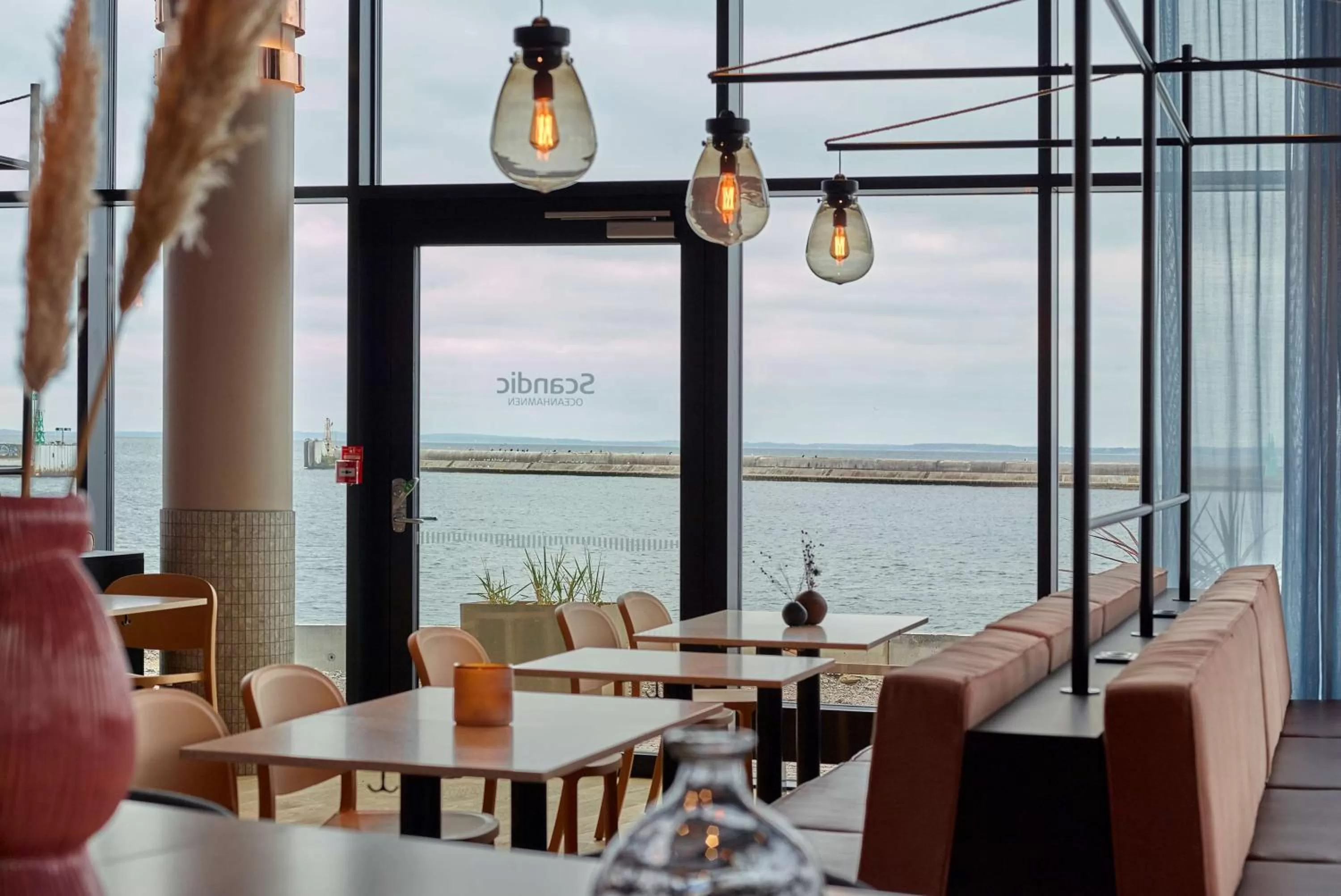 Breakfast, Restaurant/Places to Eat in Scandic Oceanhamnen