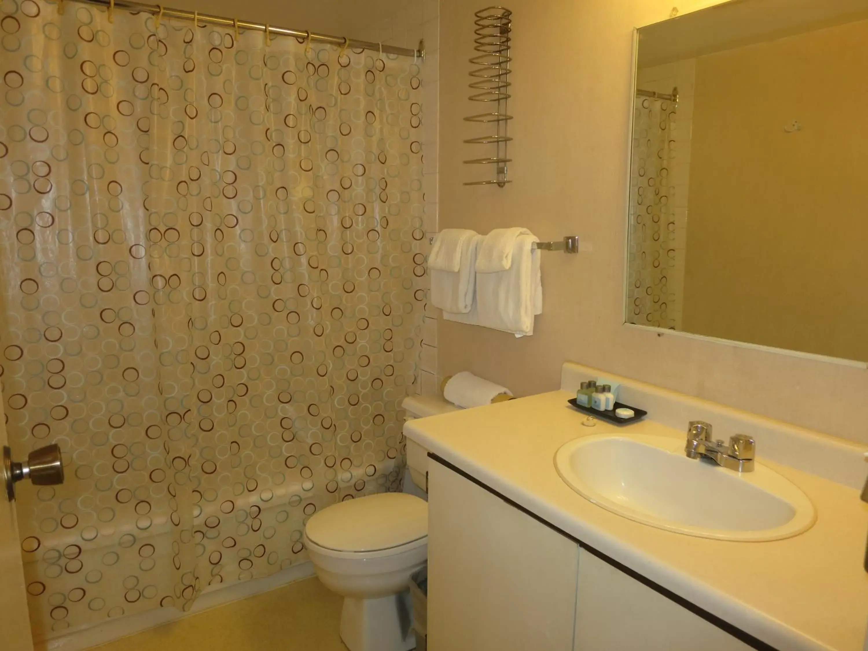 Bathroom in Cassandra Hotel