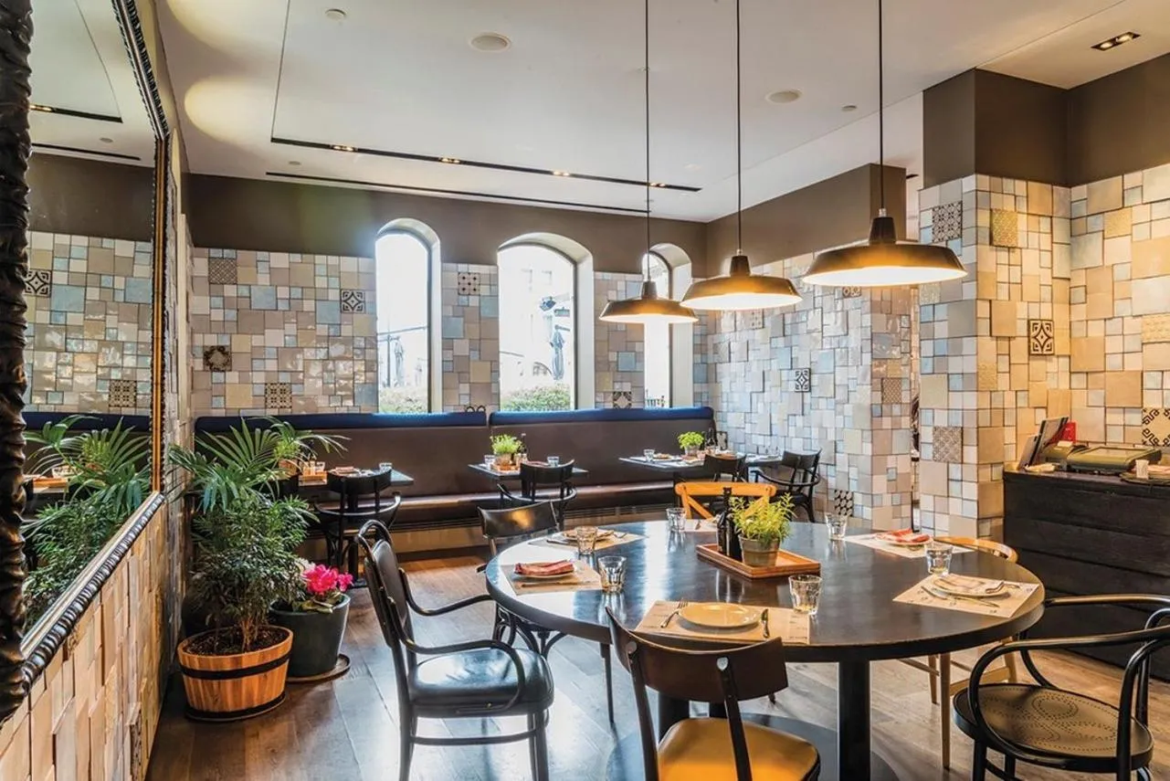 Restaurant/places to eat in Mamilla Hotel