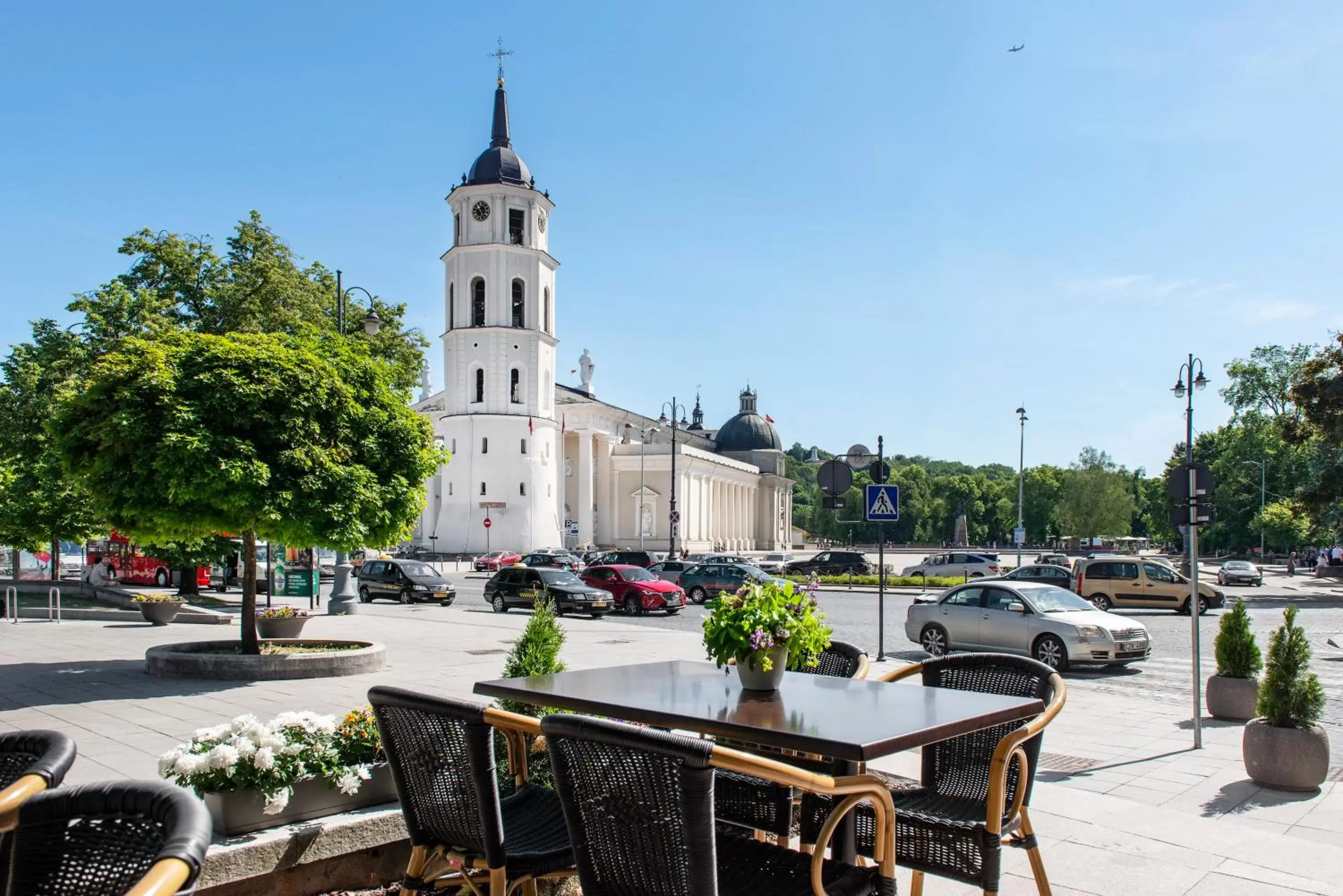 Restaurant/places to eat in Amberton Cathedral Square Hotel Vilnius