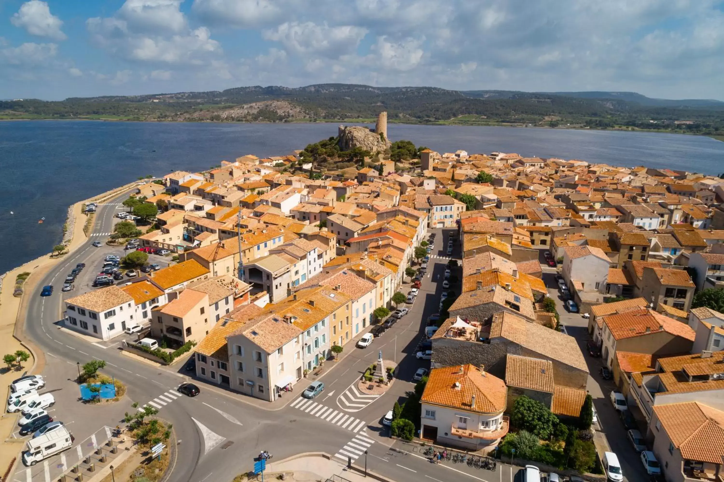 Nearby landmark, Bird's-eye View in Alcôve Marine