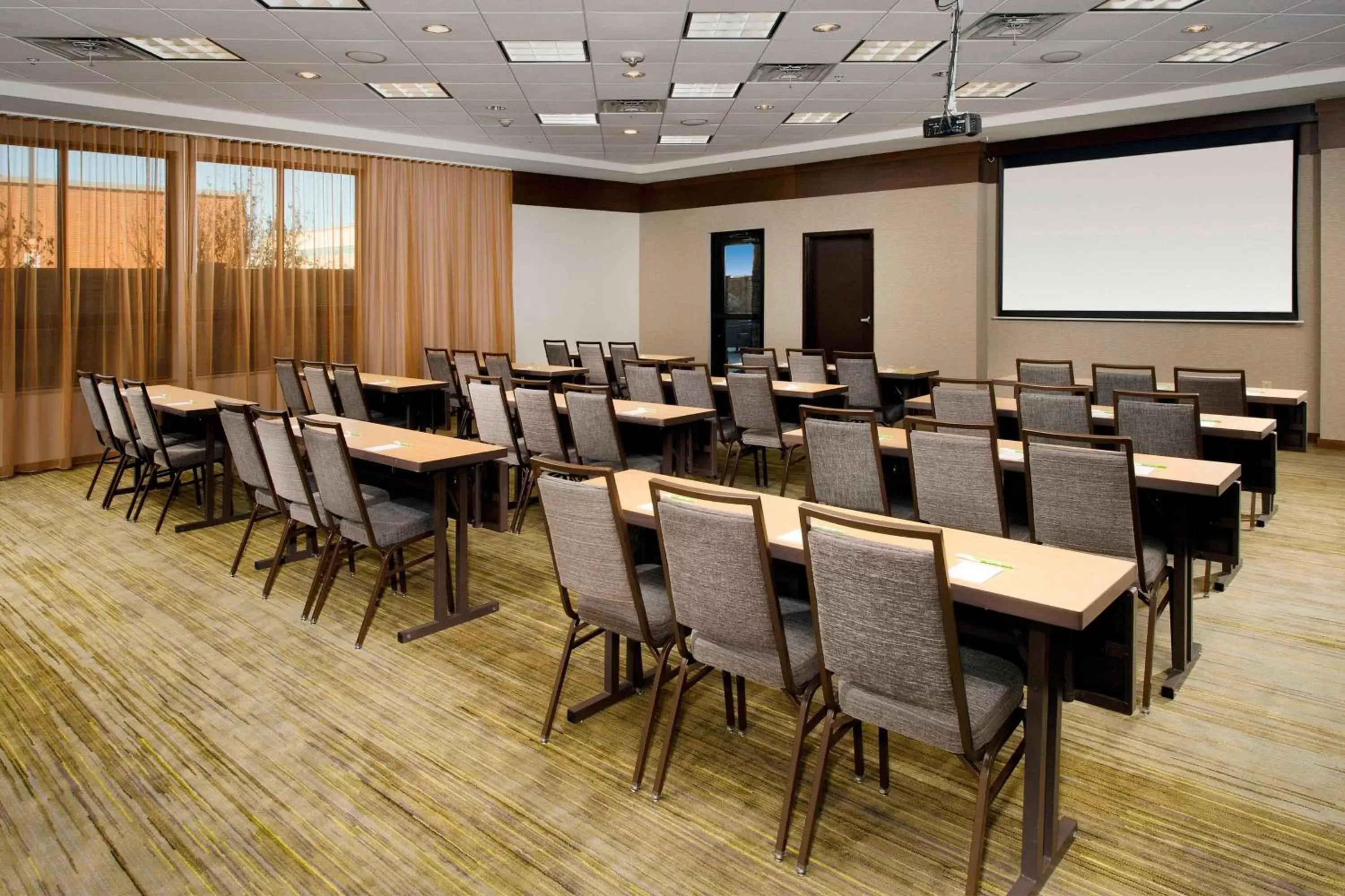 Meeting/conference room in Courtyard by Marriott Wichita Falls