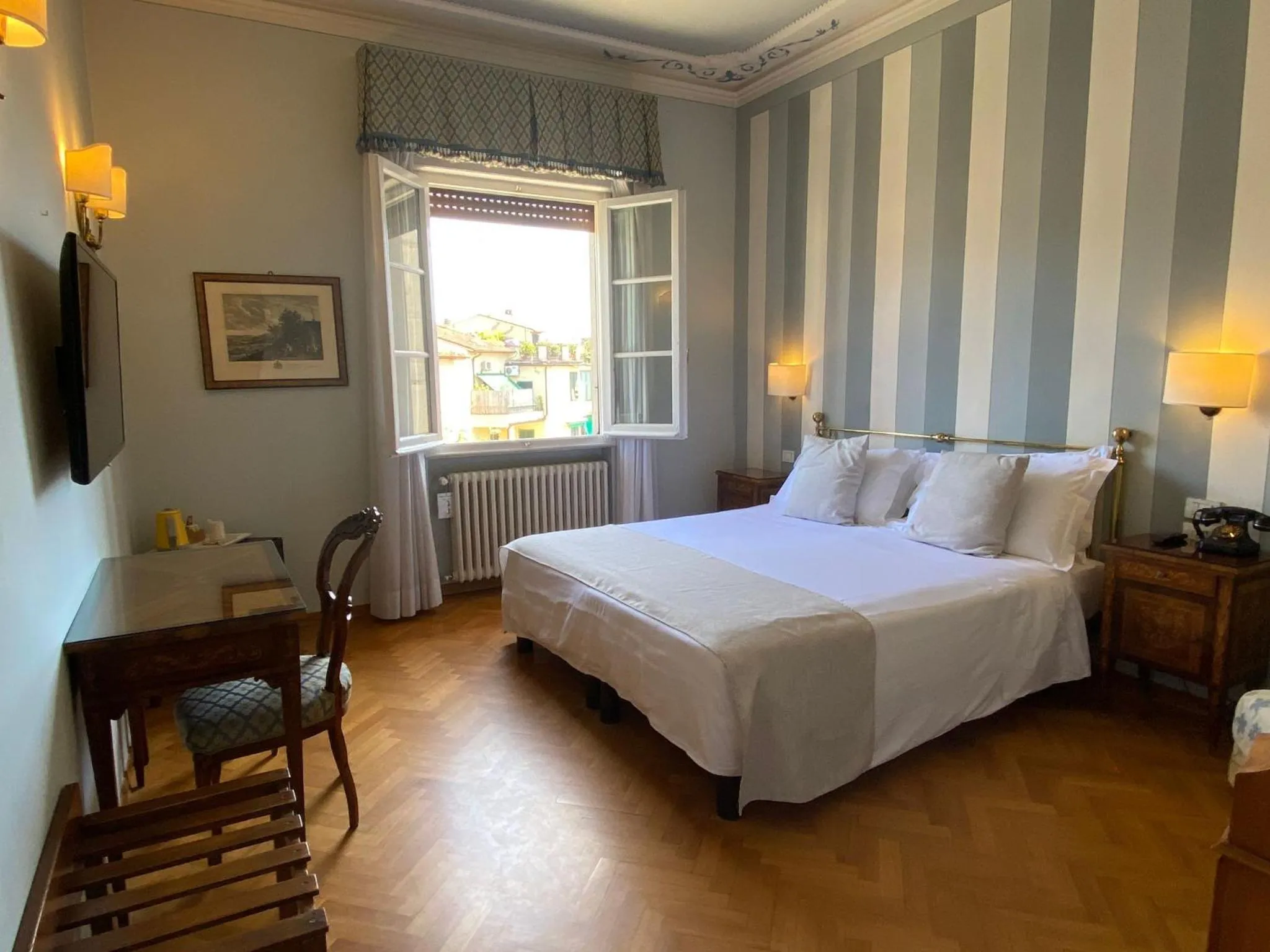 Bedroom, Bed in Hotel David