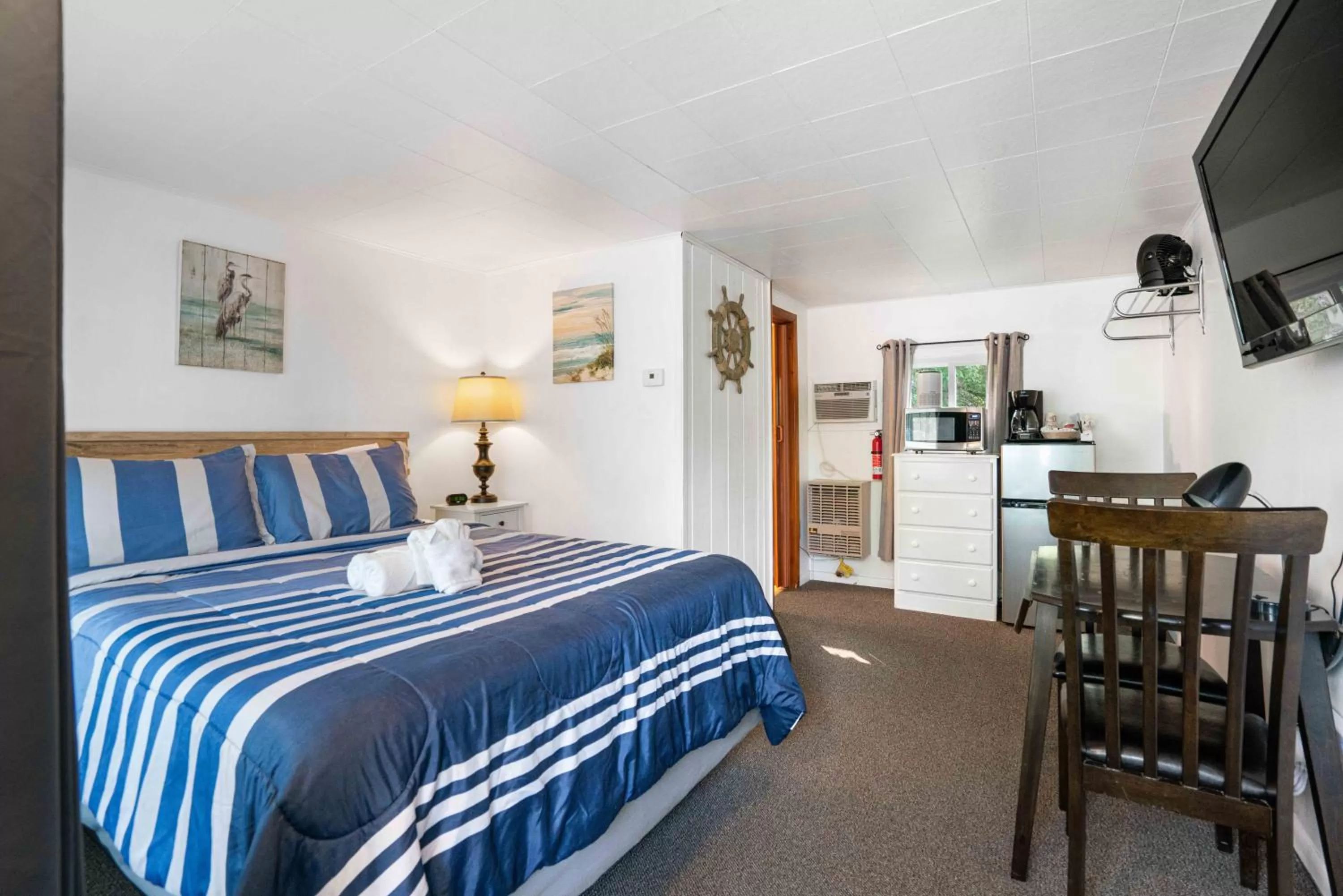 Bed in South Arm Retreats