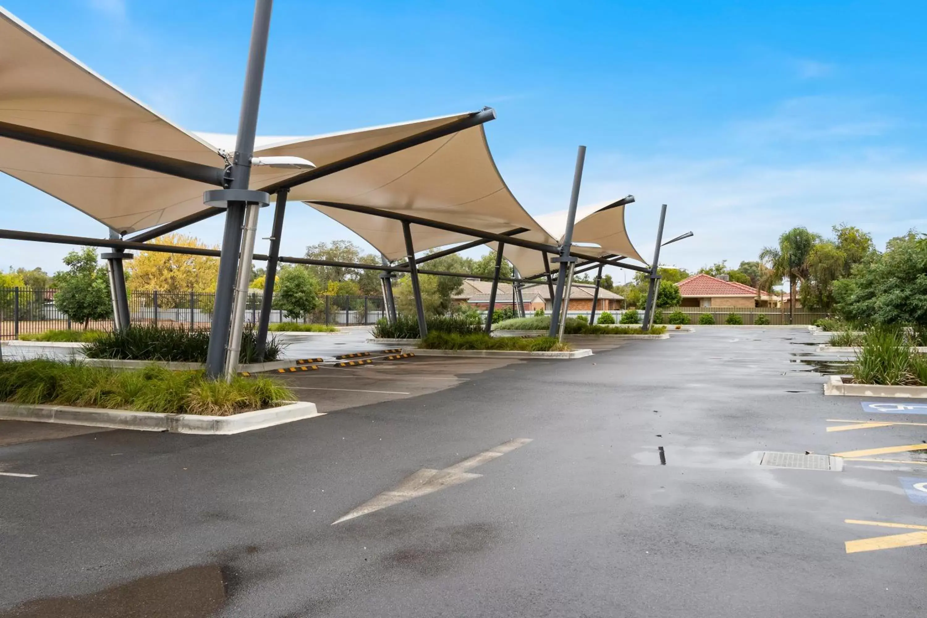 Property building in Quality Hotel Rules Club Wagga