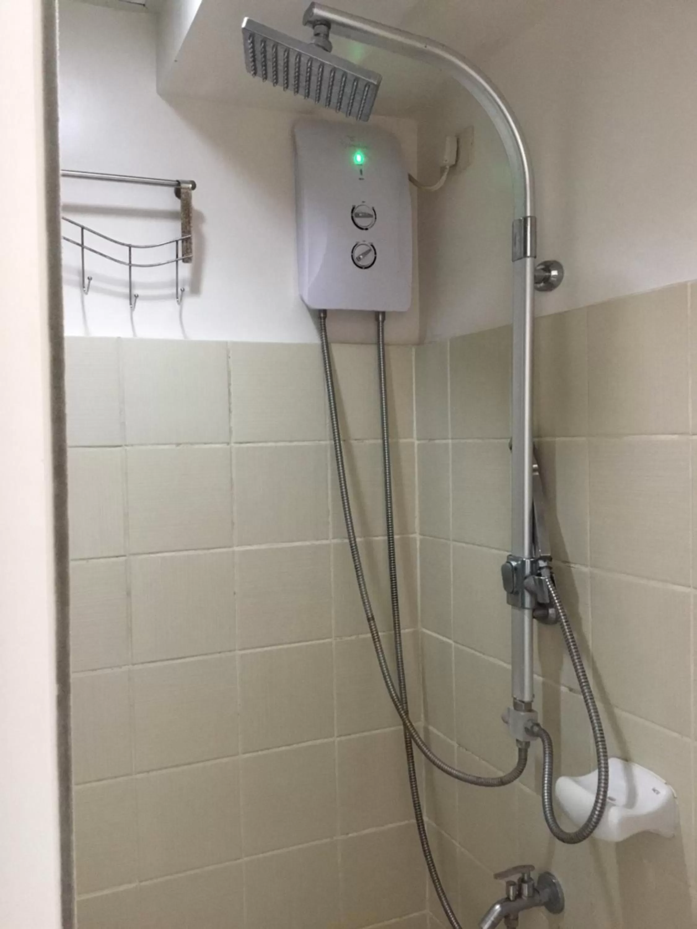 Condo with Free Swimming Pool & Viewing Deck