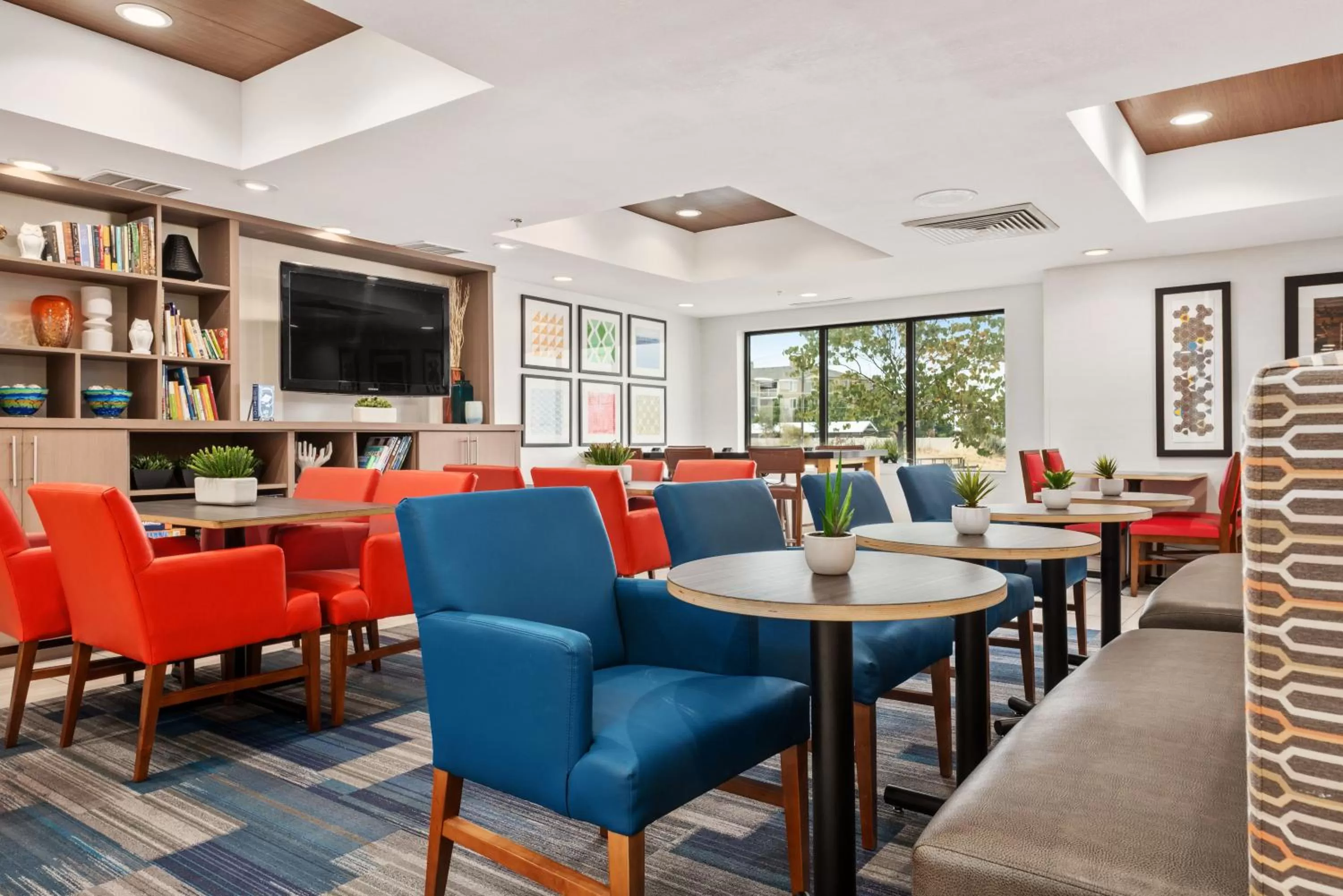 Breakfast in Holiday Inn Express West Valley City by IHG