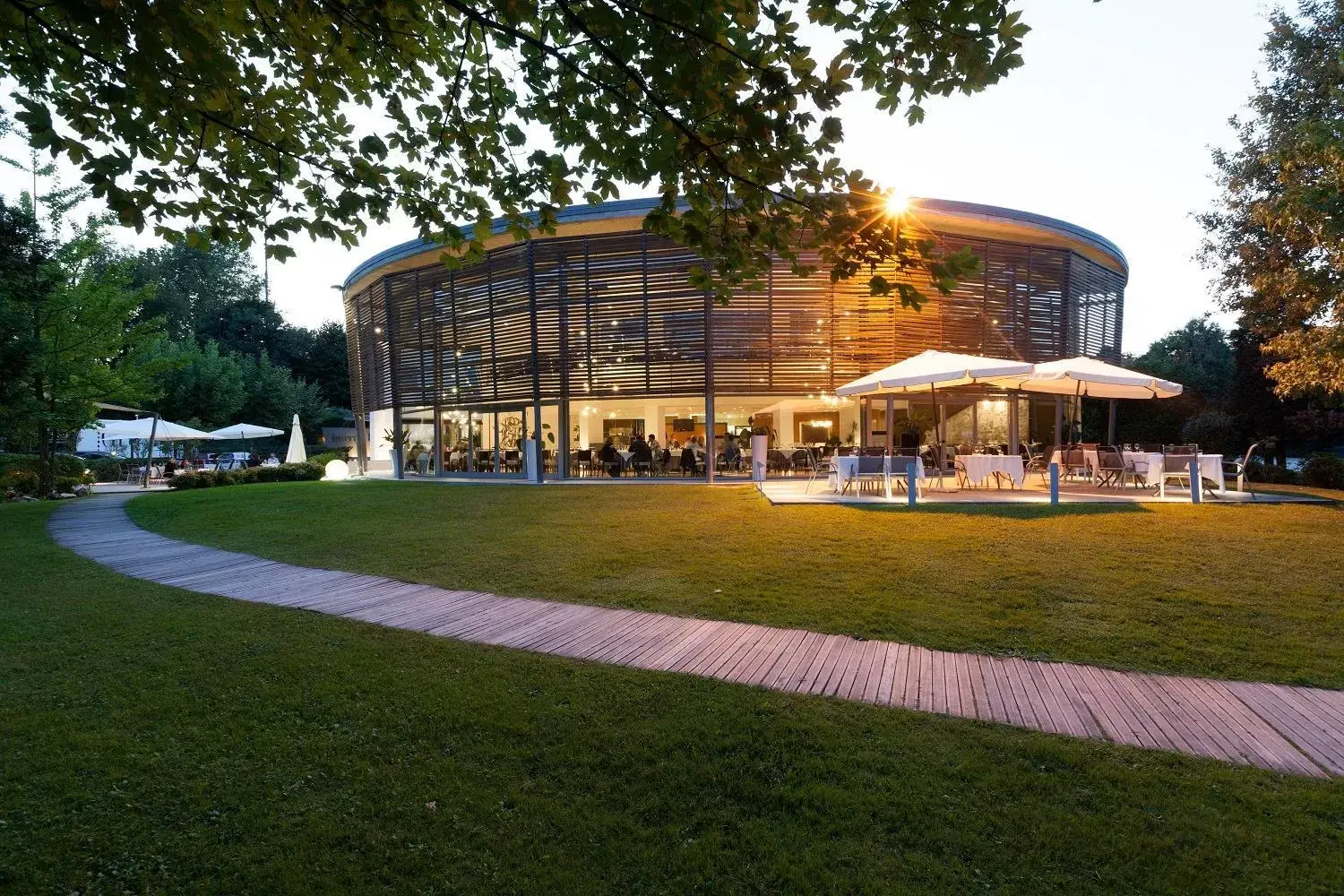 Property building in Inverigo Hotel Property building in Inverigo Hotel