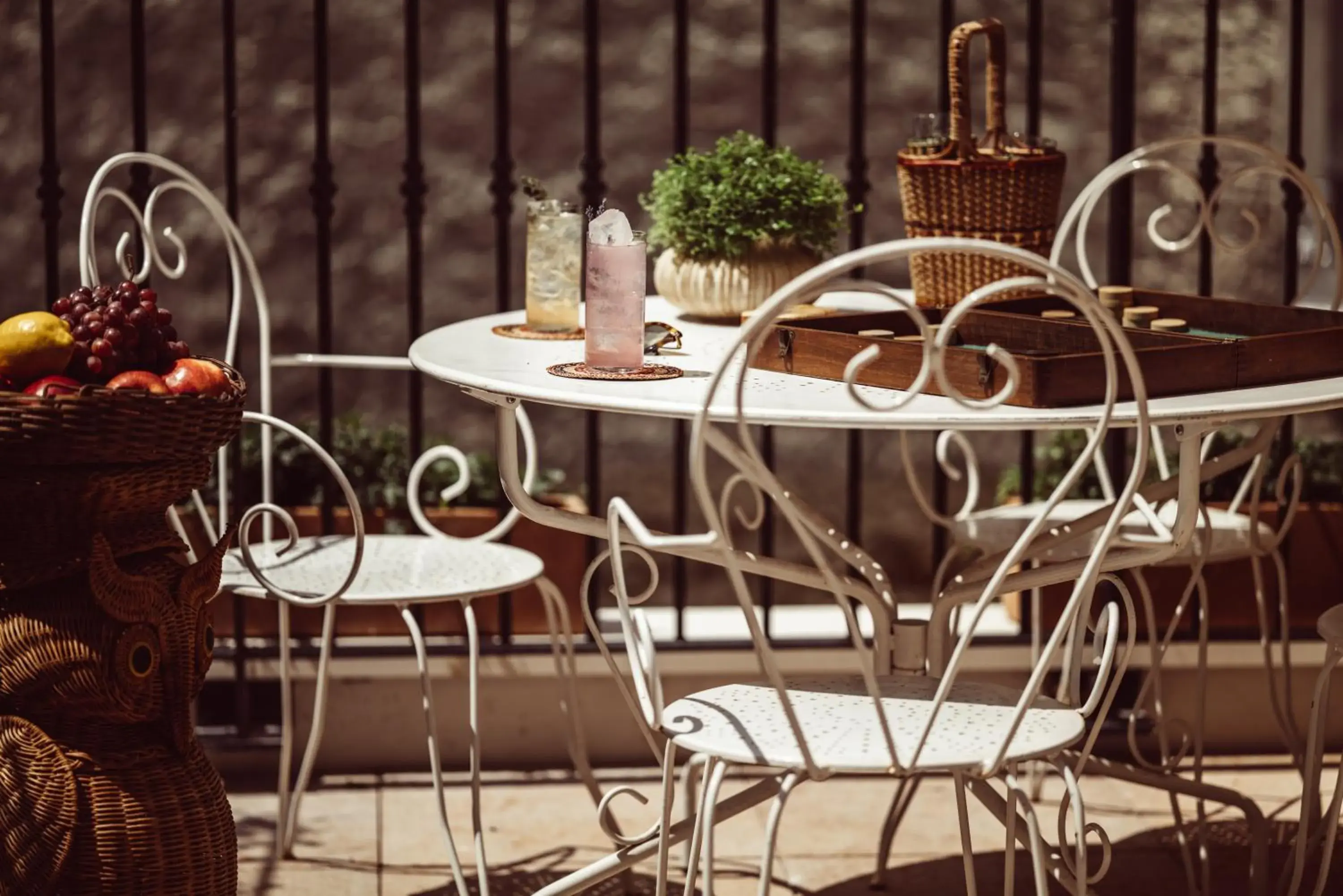 Patio in Hôtel Monsieur Aristide