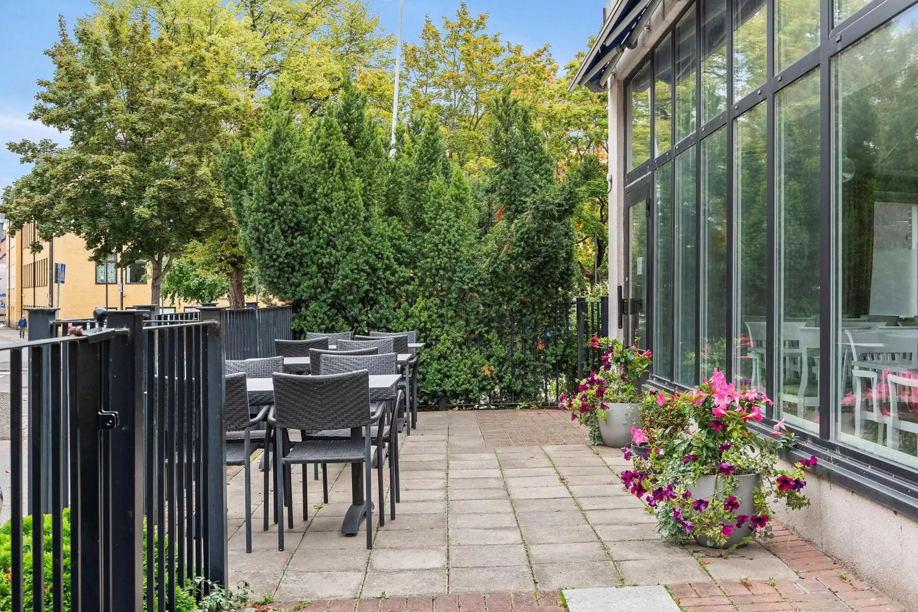 Property building in Best Western Hotel Esplanade Property building in Best Western Hotel Esplanade