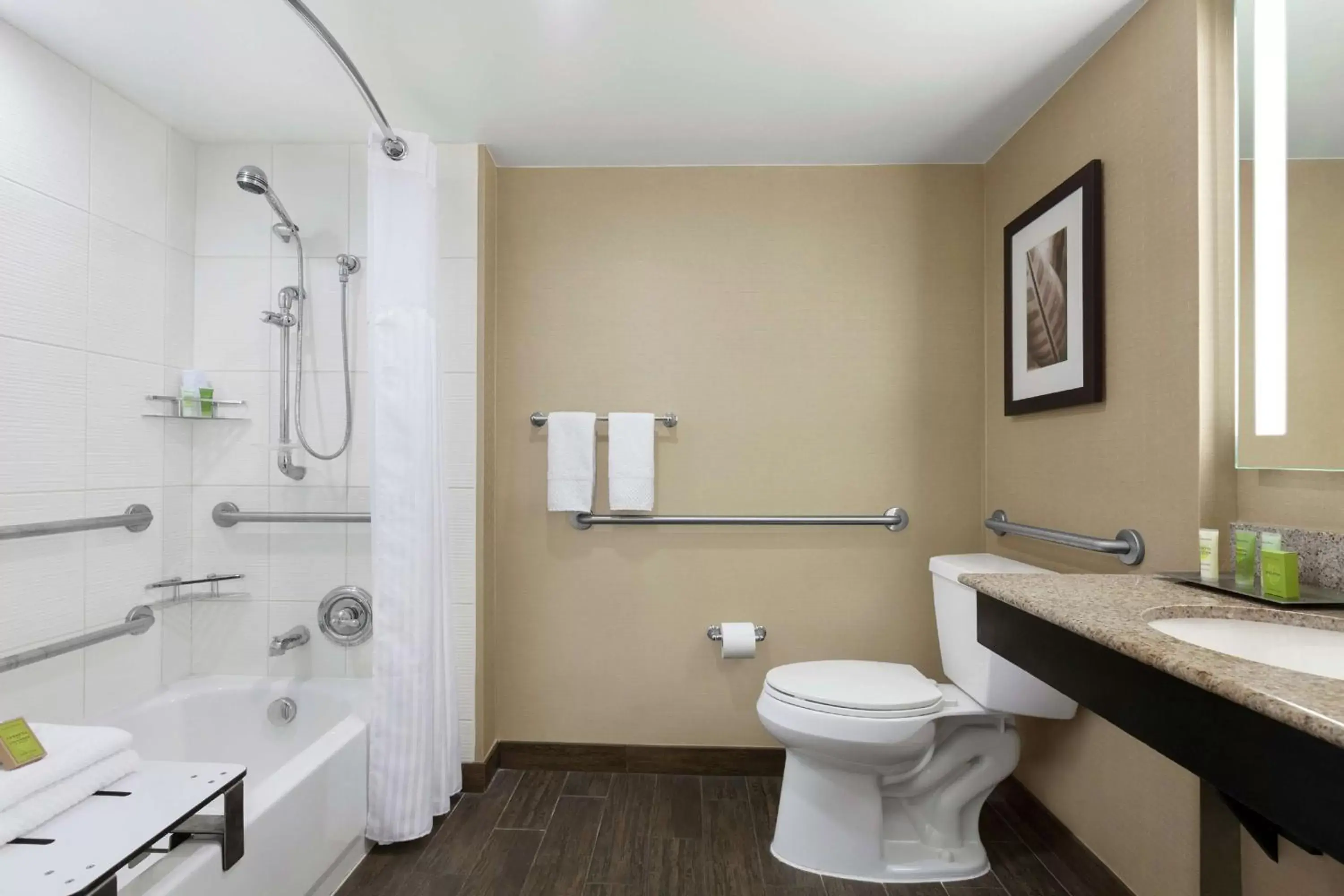 Bathroom in Hilton Singer Island Oceanfront Palm Beaches Resort
