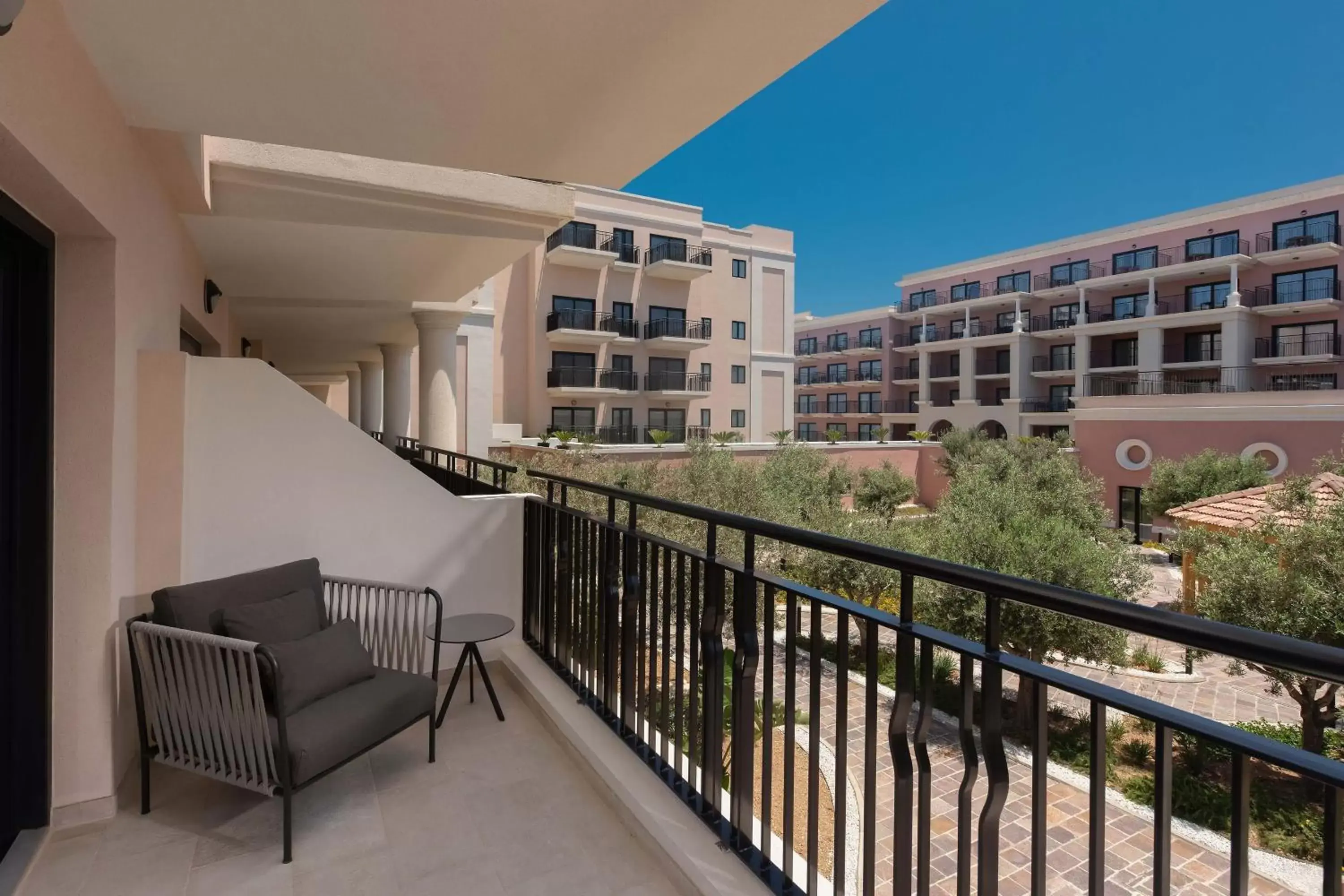 Photo of the whole room, Balcony/Terrace in The Westin Dragonara Resort, Malta