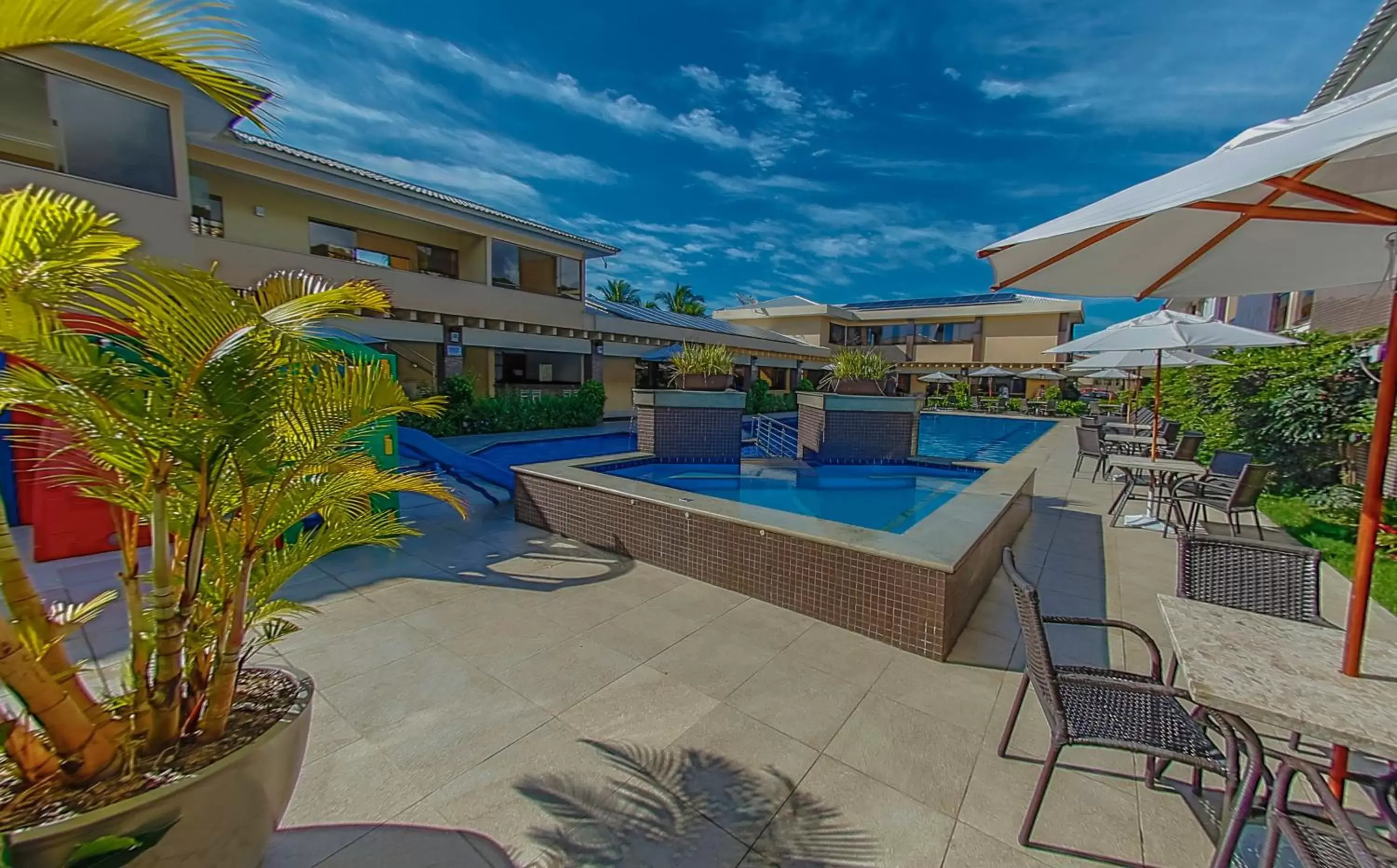 Swimming Pool in Safira Praia Hotel