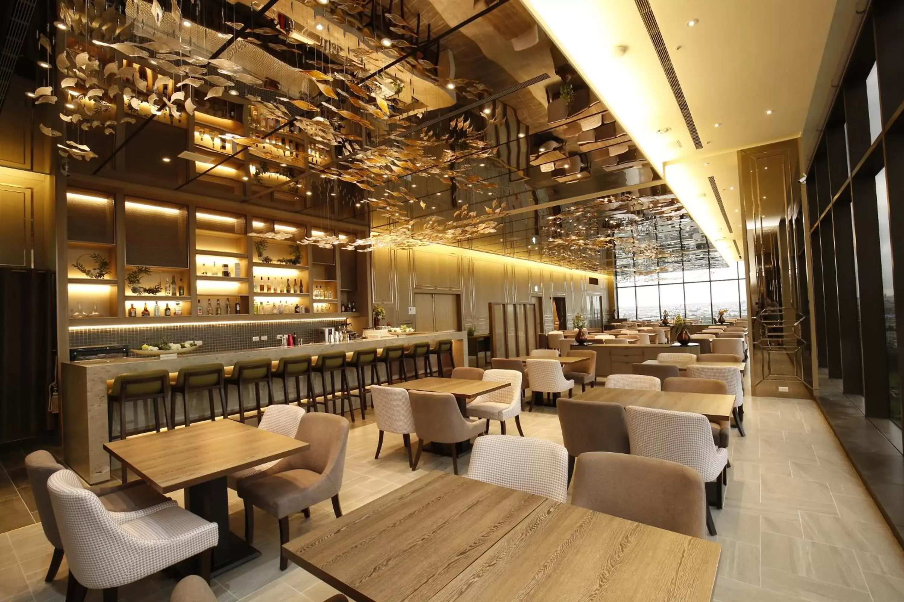 Restaurant/places to eat in Kloud Hotel Restaurant/places to eat in Kloud Hotel