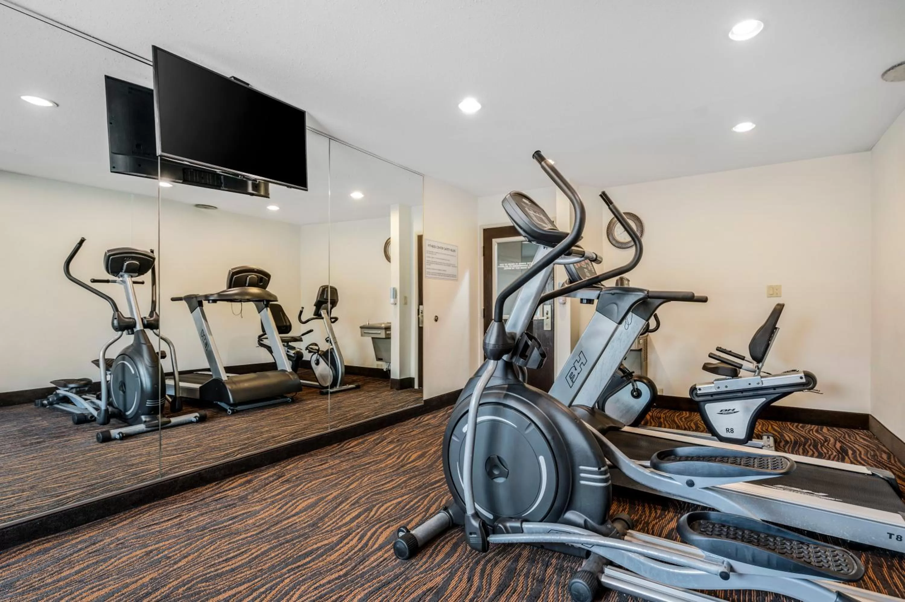 Fitness centre/facilities in Sleep Inn Naperville - Chicago