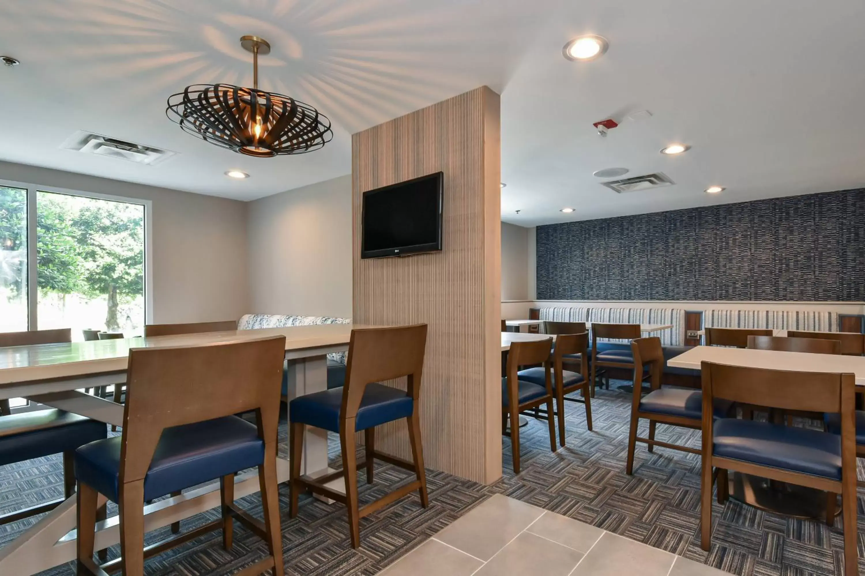 Lobby or reception, Restaurant/Places to Eat in Fairfield Inn & Suites Charlotte Arrowood