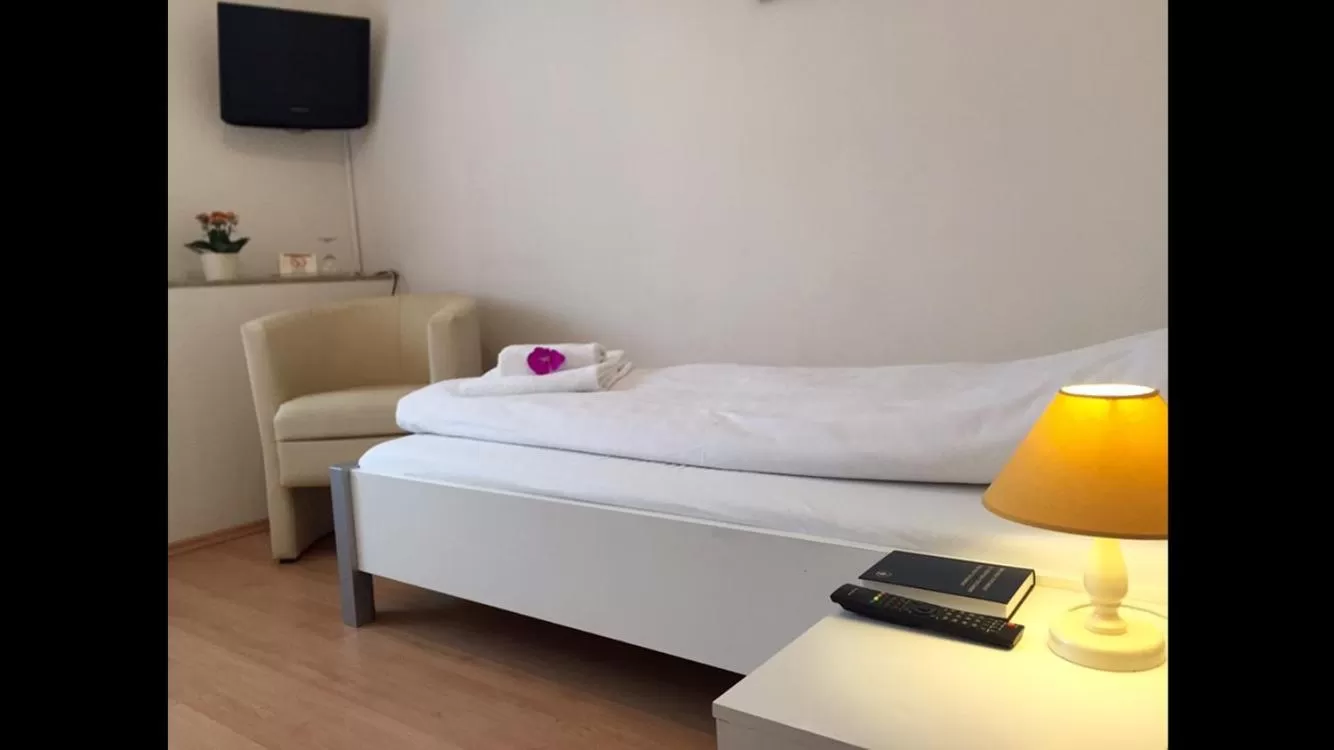 Bed in Zum Erbacher Hof