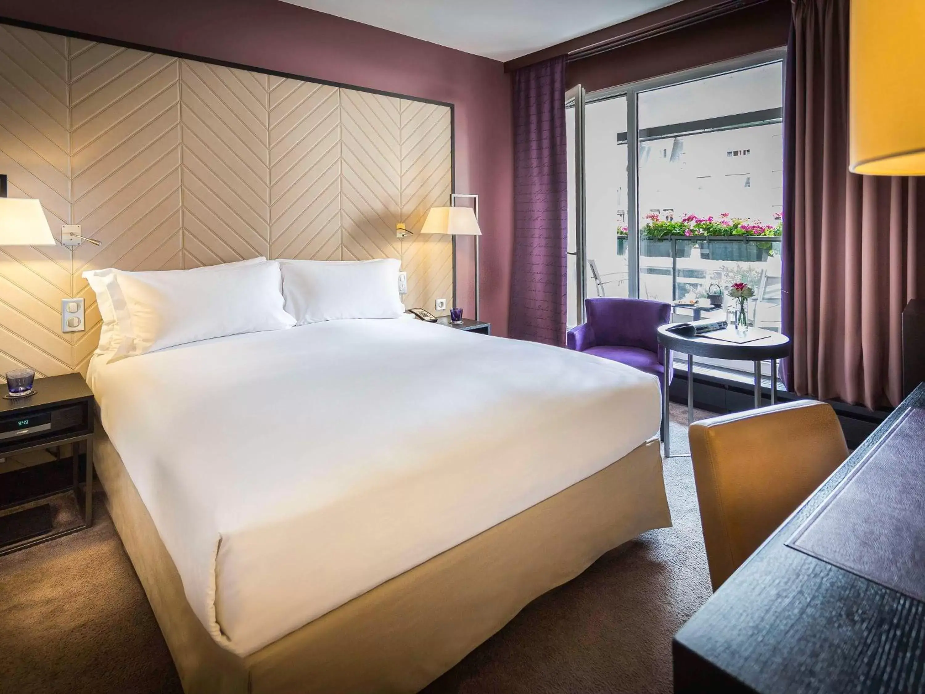 Bedroom, Bed in Sofitel Strasbourg Grande Ile