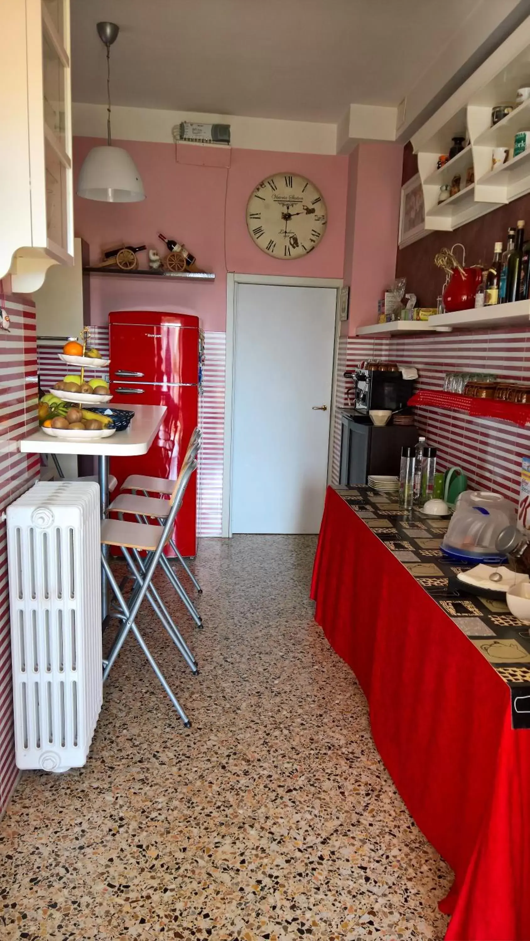 Kitchen or kitchenette, Restaurant/Places to Eat in B&B San Lorentino House