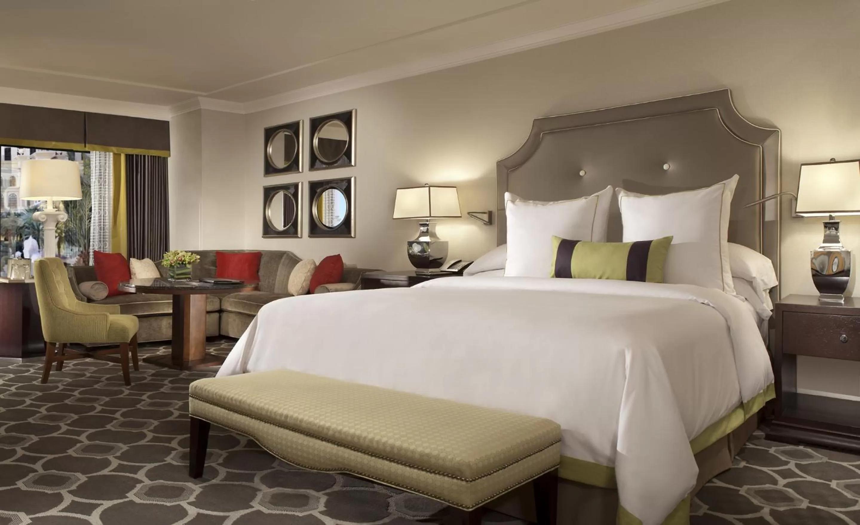 Bedroom, Bed in Caesars Palace Hotel & Casino