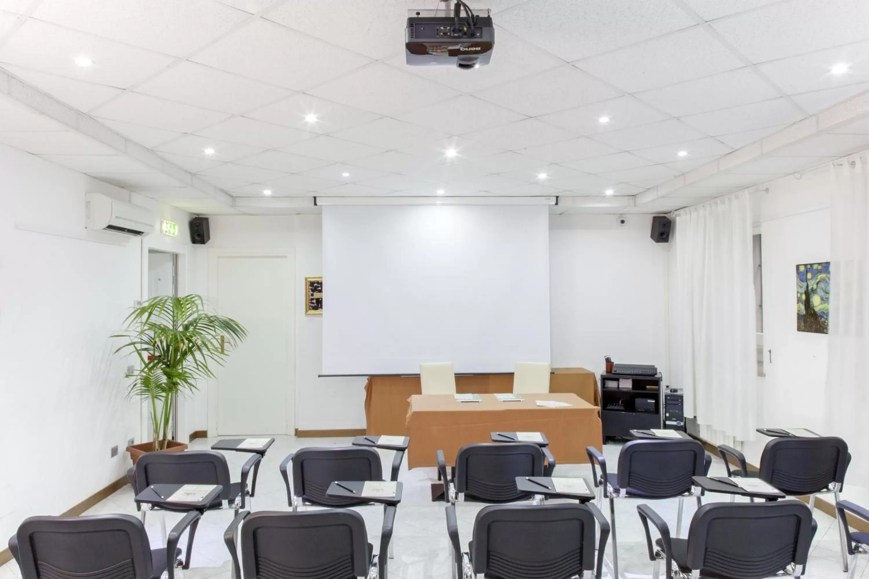 Meeting/conference room in Villa Pirandello