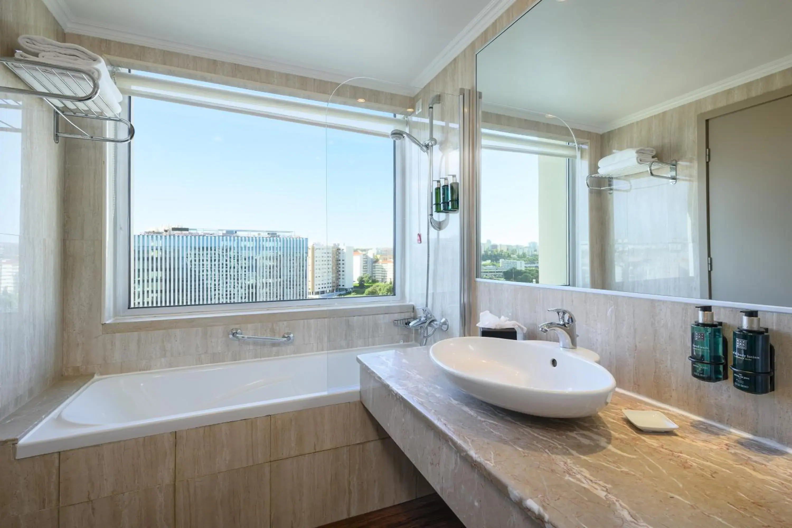 Bathroom in Melia Lisboa Oriente Hotel