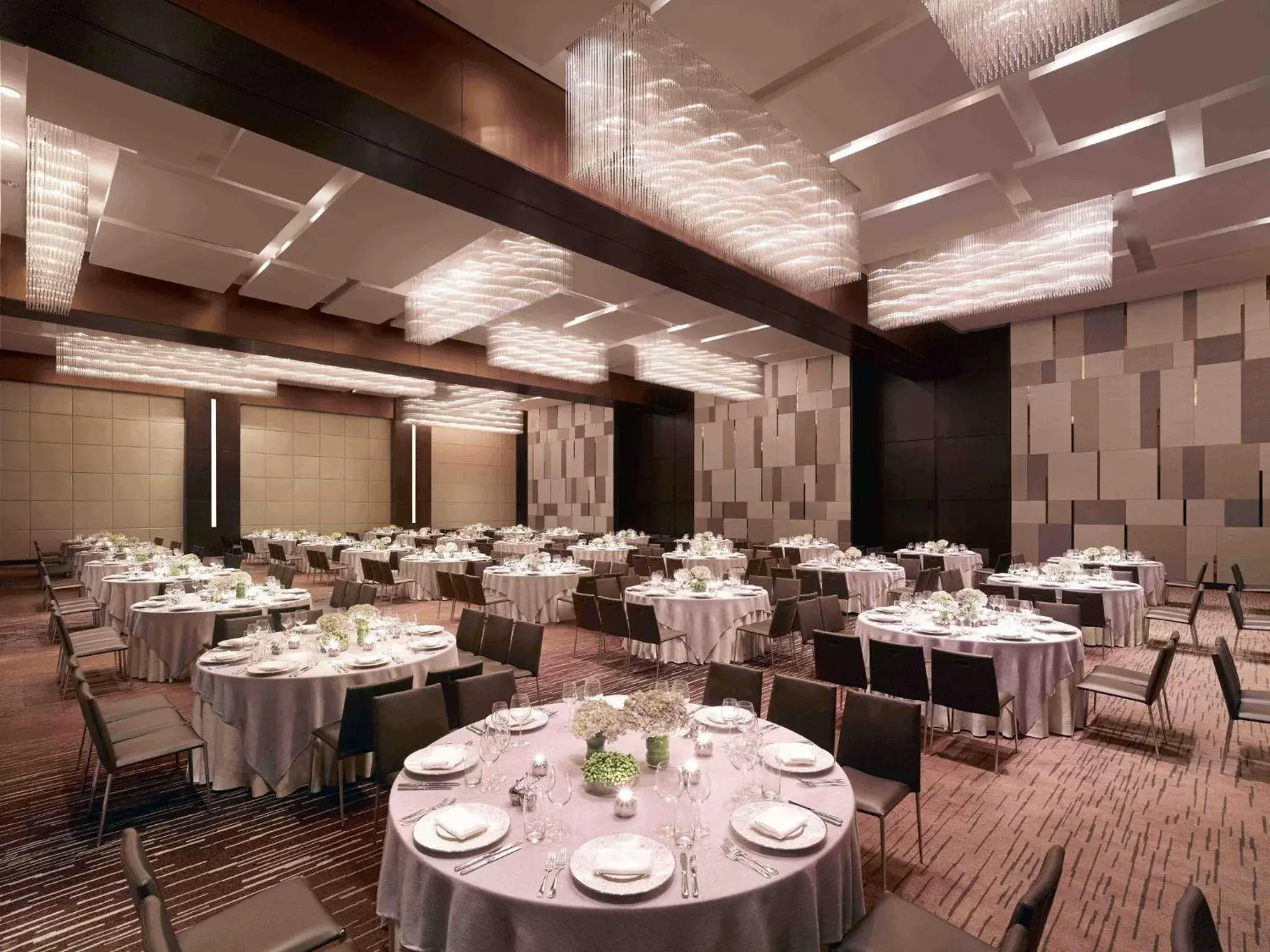 Banquet/Function facilities, Restaurant/Places to Eat in New World Makati Hotel, Manila