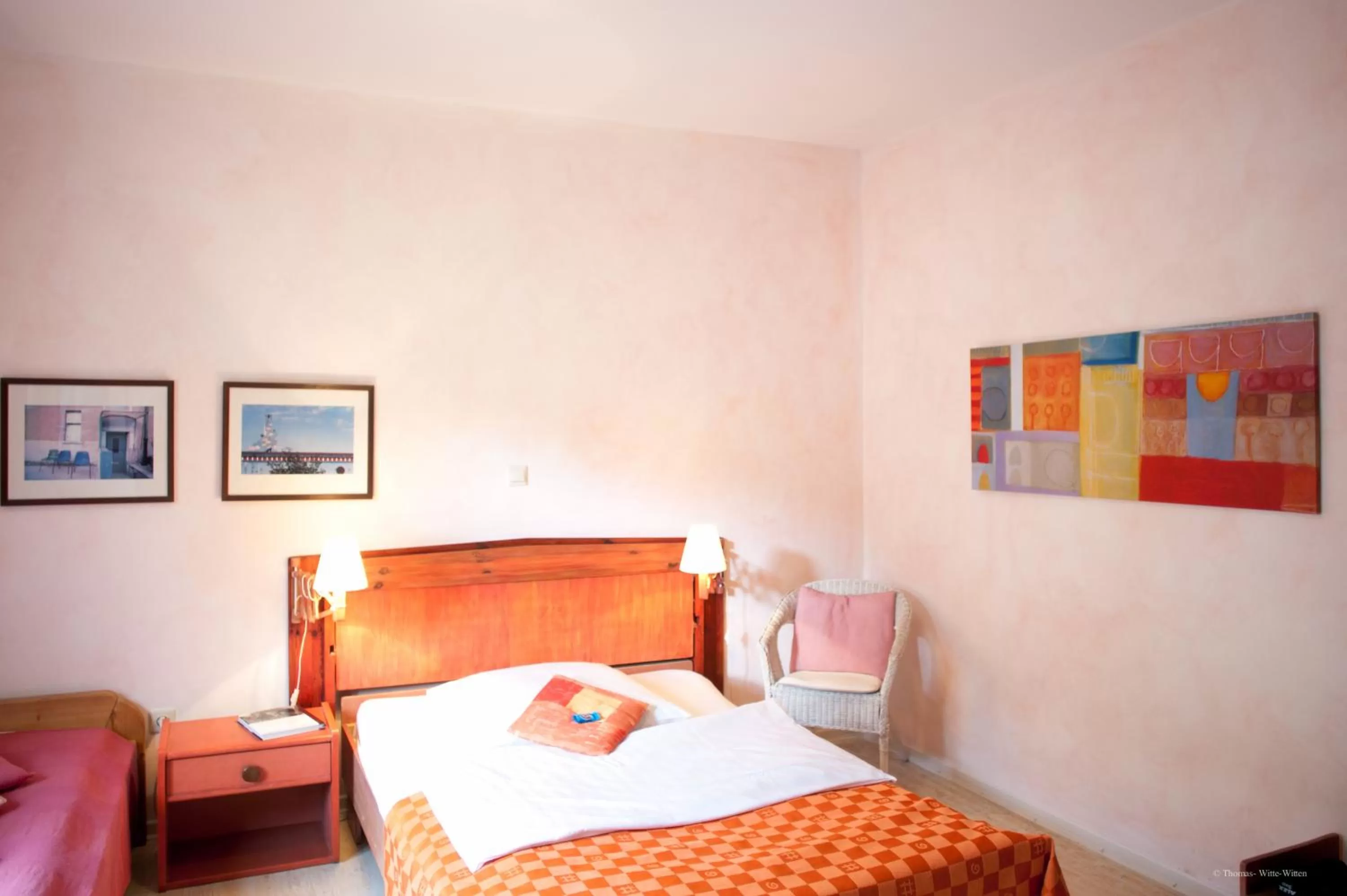 Photo of the whole room, Bed in Hotel Georg