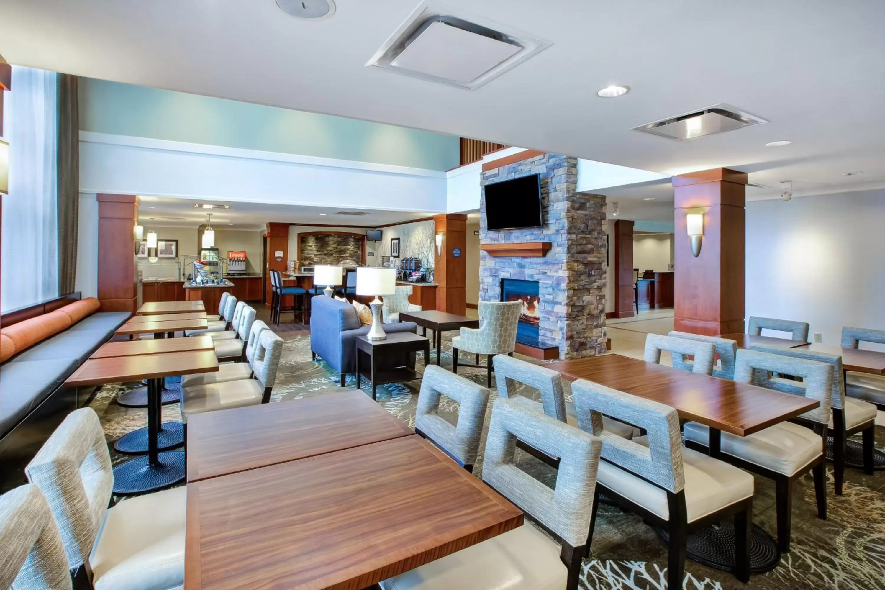 Property building in Staybridge Suites Cleveland Mayfield Heights Beachwood by IHG Property building in Staybridge Suites Cleveland Mayfield Heights Beachwood by IHG