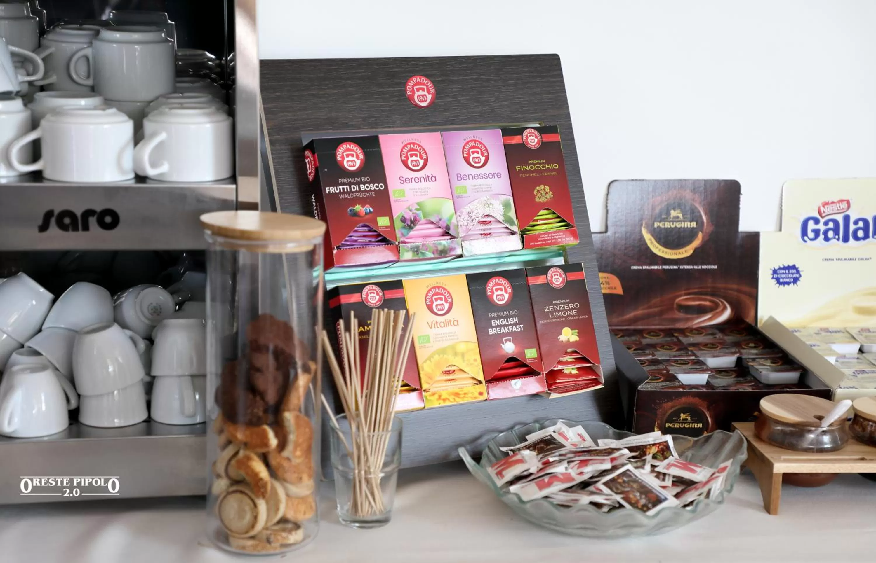 Coffee/tea facilities in Up Hotel