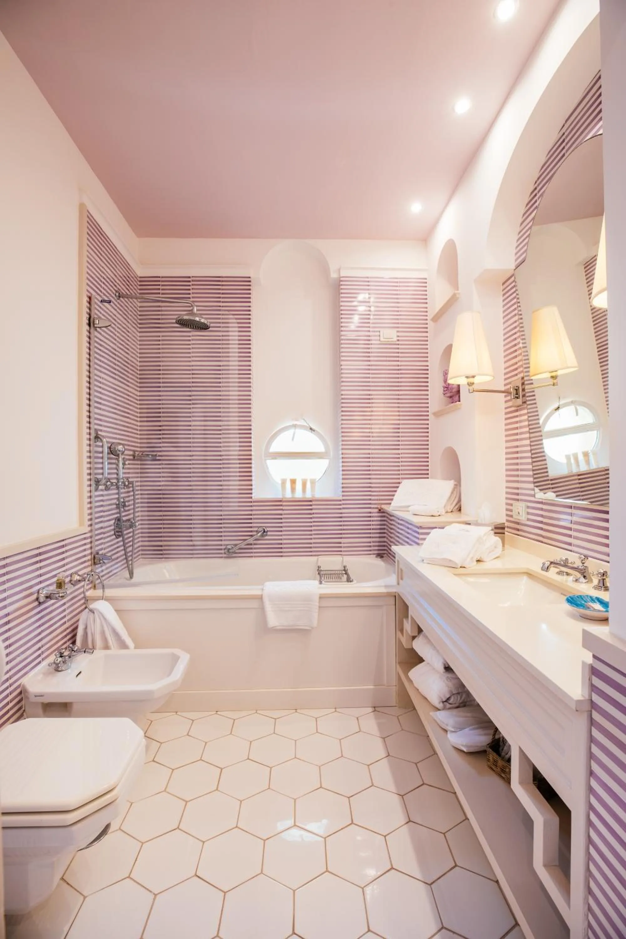 Shower in Boutique Hotel Don Alfonso 1890