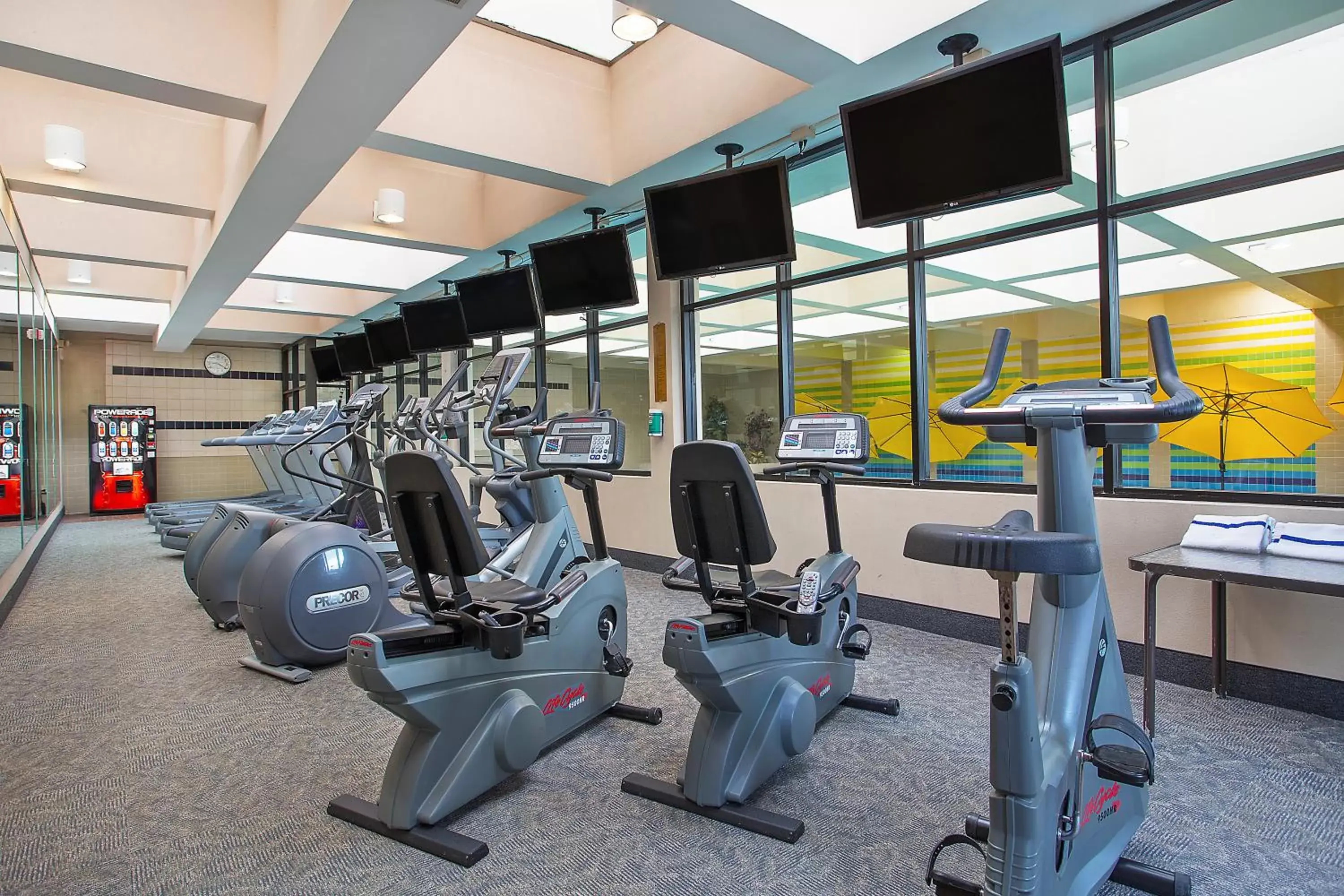 Fitness centre/facilities, Fitness Center/Facilities in Crowne Plaza Hotel Knoxville, an IHG Hotel