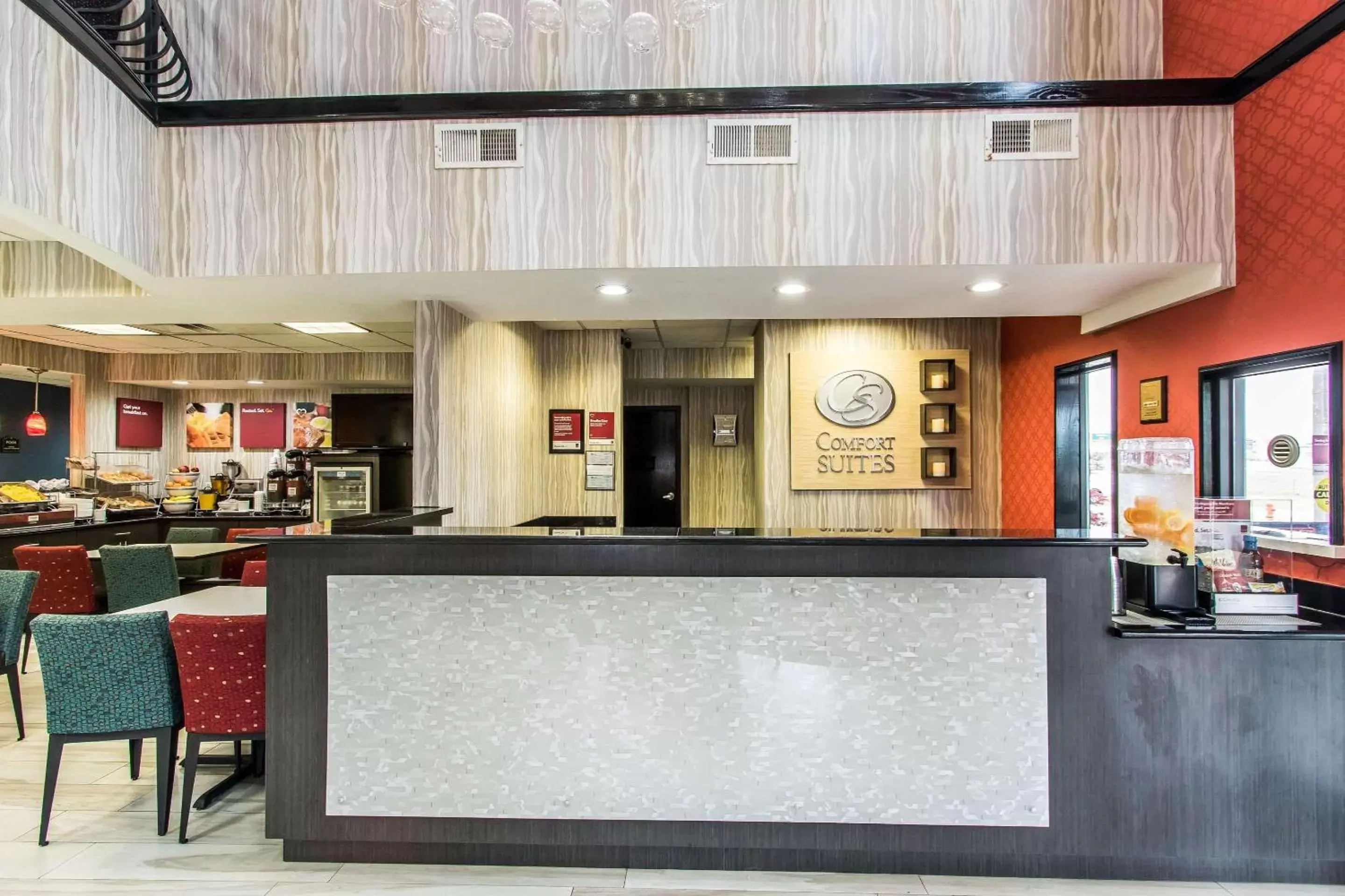 Lobby or reception in Comfort Suites Fairgrounds West
