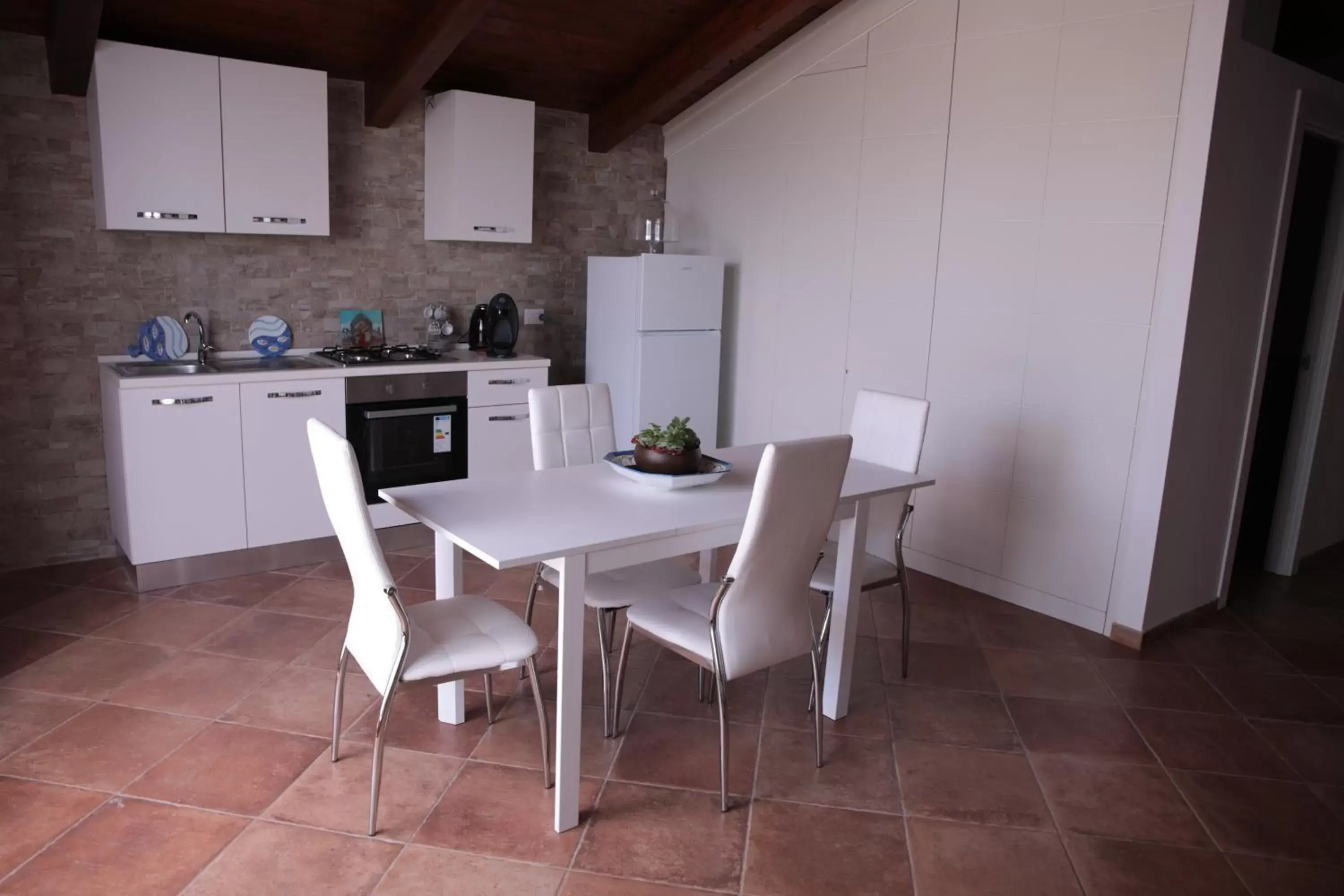Kitchen or kitchenette, Dining Area in Palazzo Caracciolo del Sole