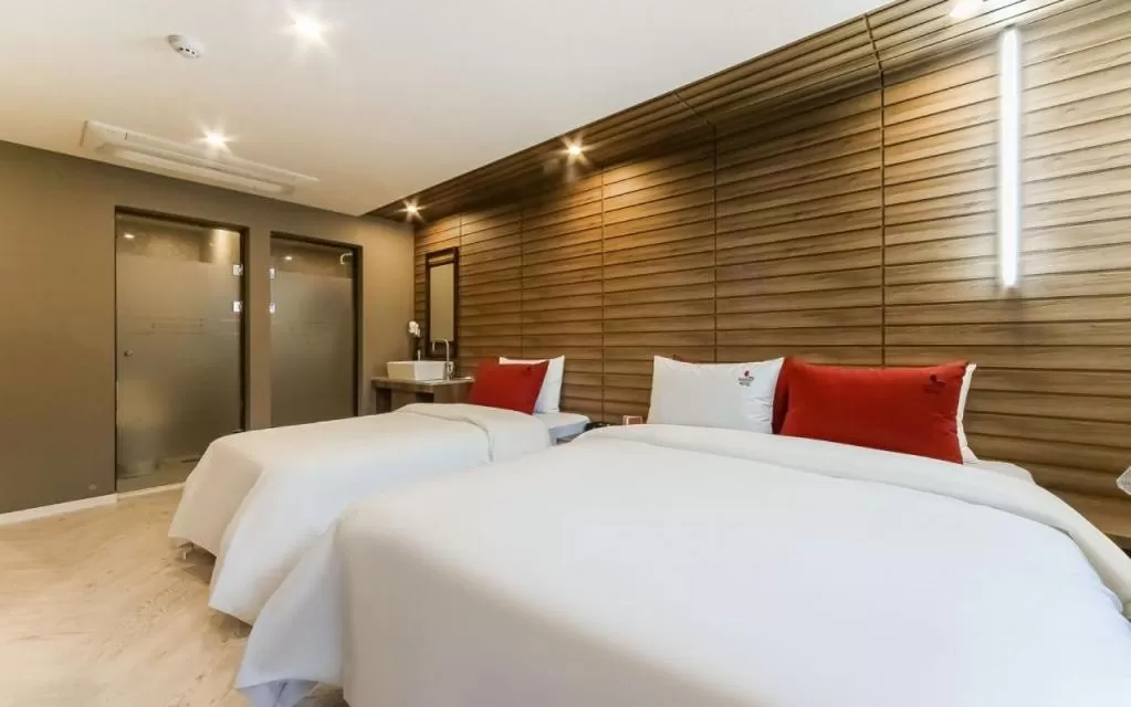 Bed in Maron Hotel Nampo