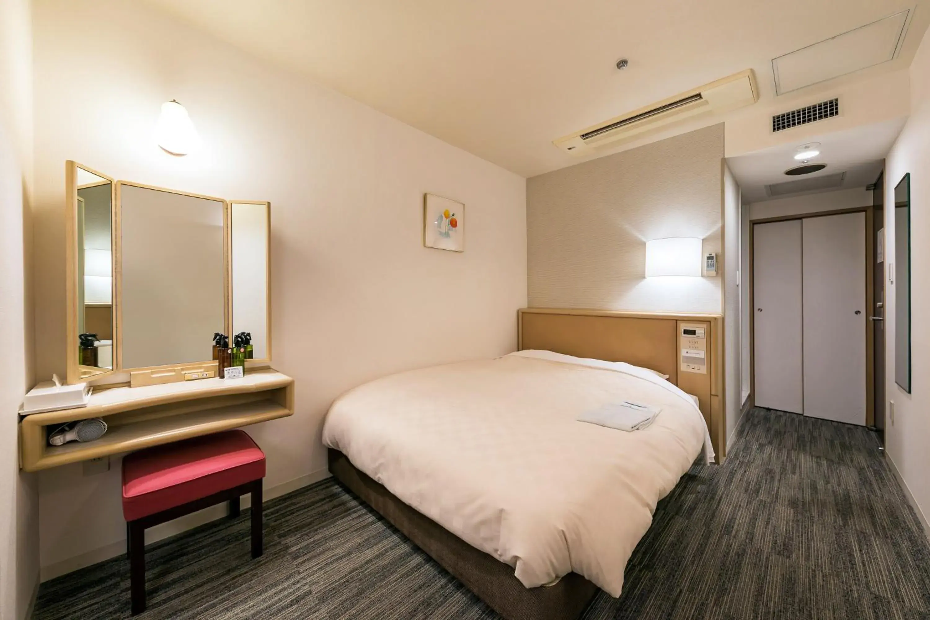 Photo of the whole room, Bed in Ginza Capital Hotel Akane