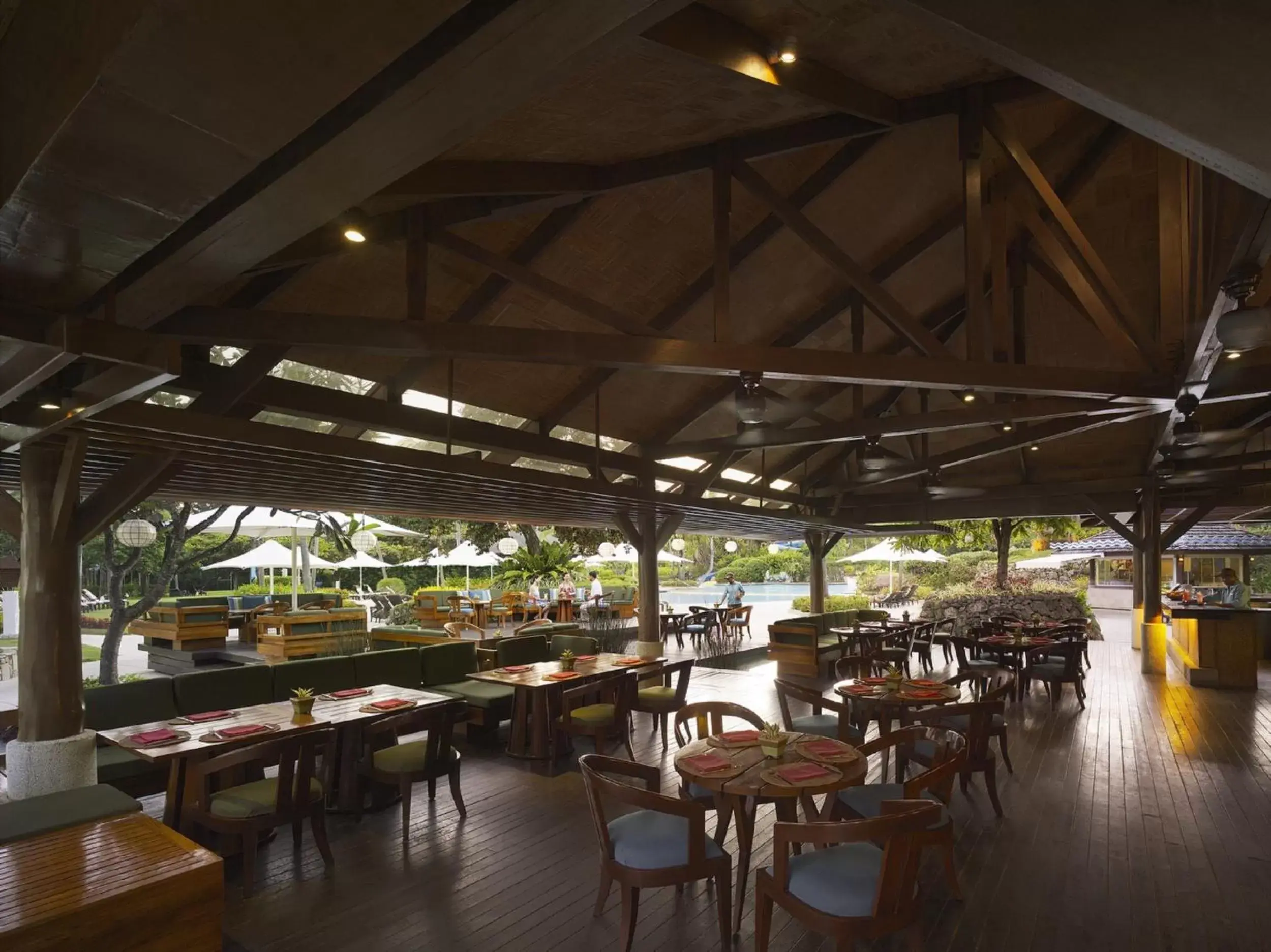 Restaurant/places to eat in Shangri-La Mactan, Cebu Restaurant/places to eat in Shangri-La Mactan, Cebu