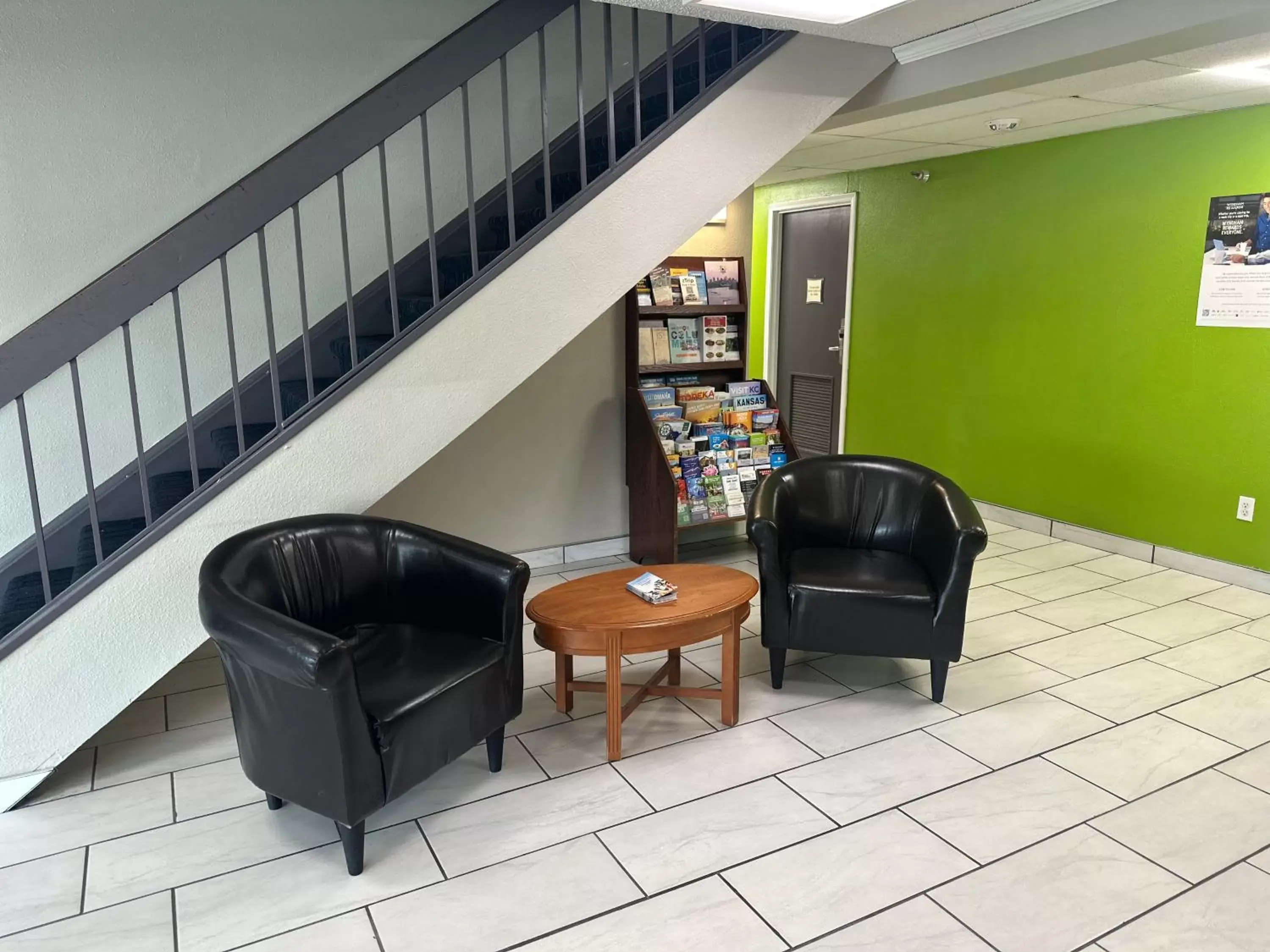 Lobby or reception in La Quinta Inn by Wyndham Omaha Southwest Lobby or reception in La Quinta Inn by Wyndham Omaha Southwest