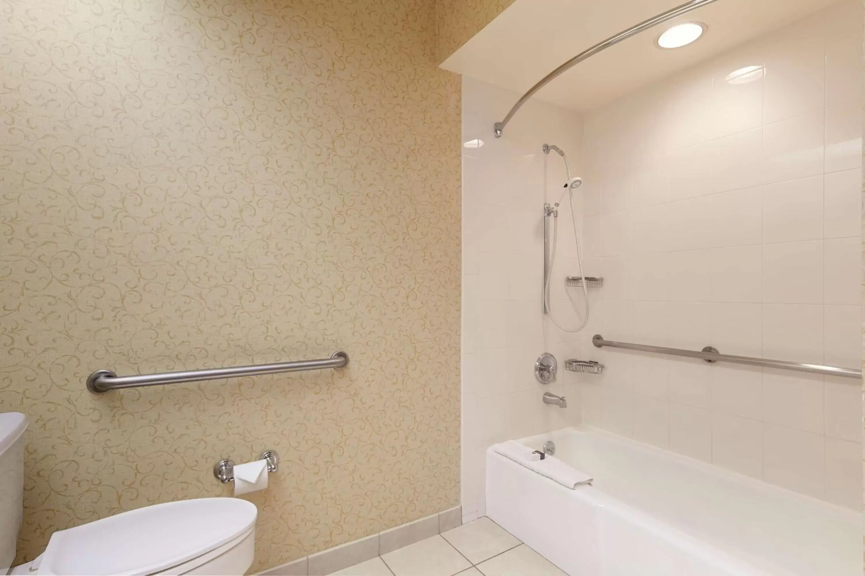 Bathroom in DoubleTree by Hilton Ontario Airport