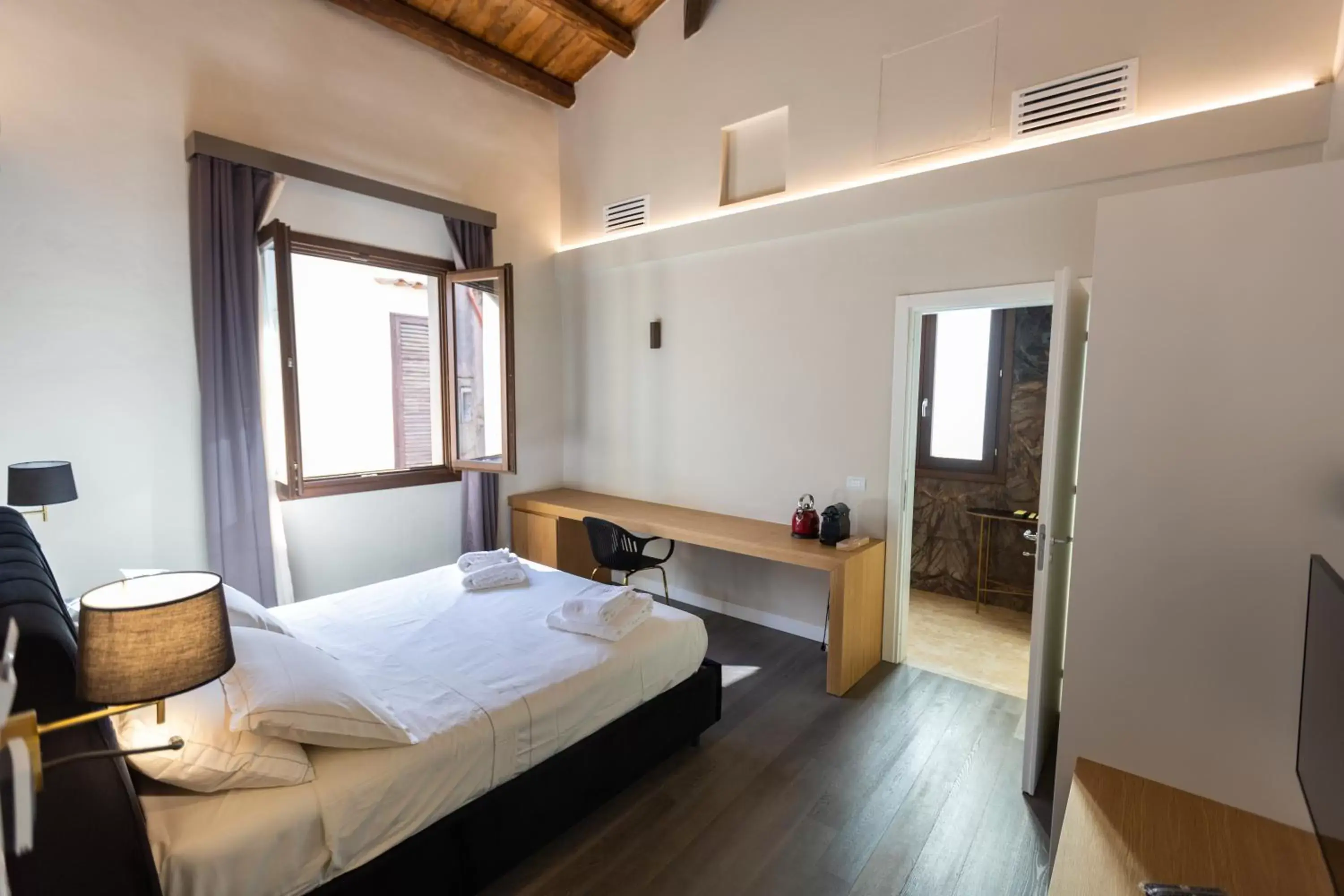 Bed in Bastione Spasimo Boutique Hotel