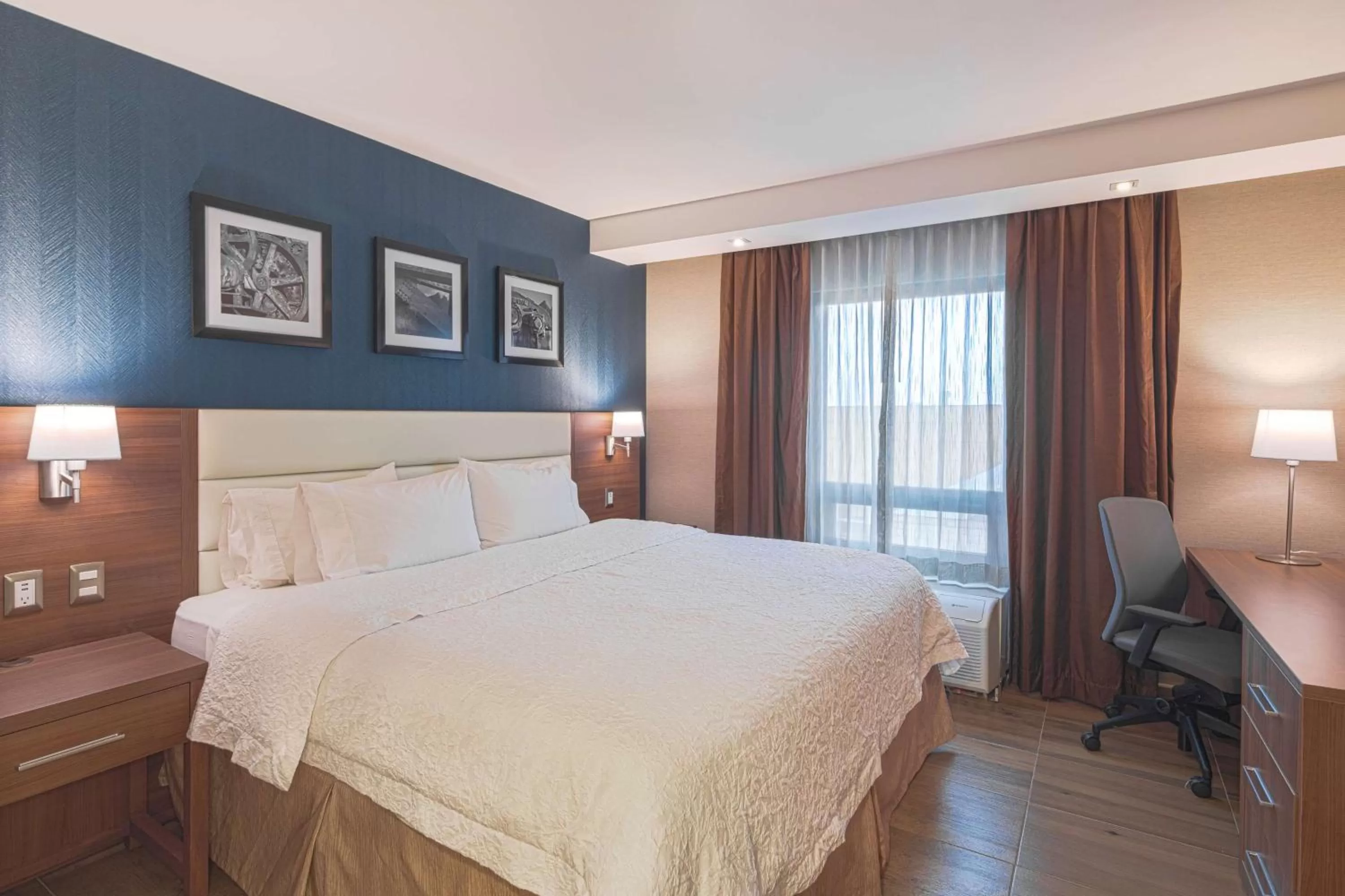 Bed in Hampton by Hilton Monterrey Galerias Obispado