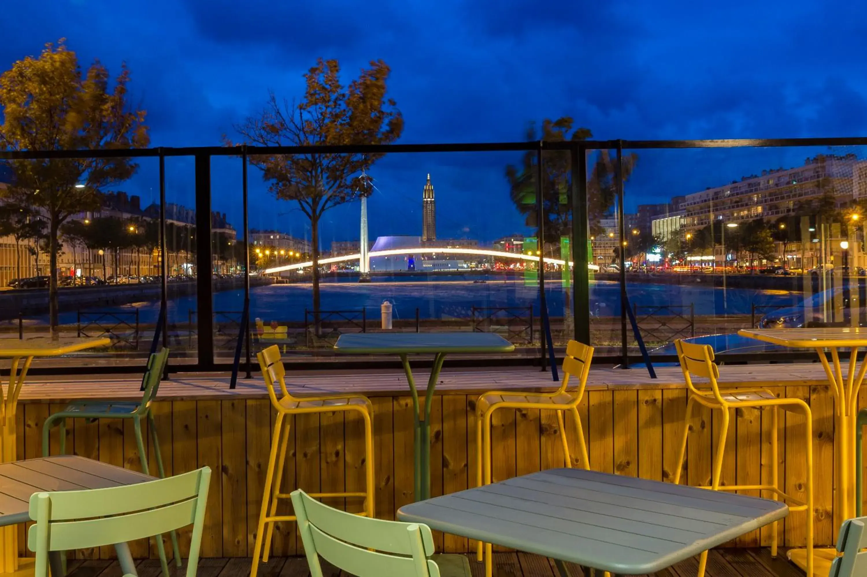 Patio in Mercure Le Havre Centre Bassin Du Commerce